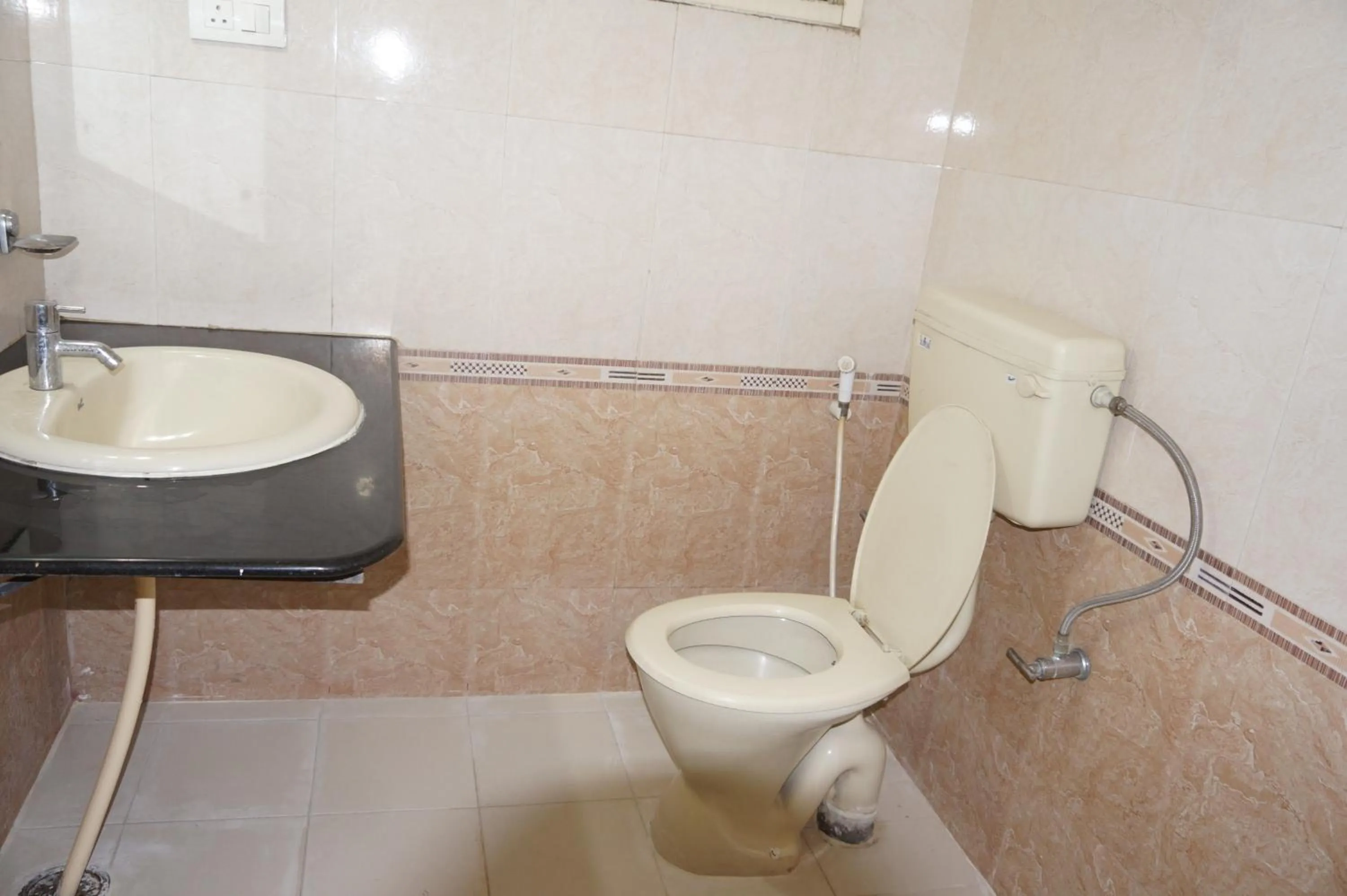 Bathroom in Hotel Surya Residency Majestic