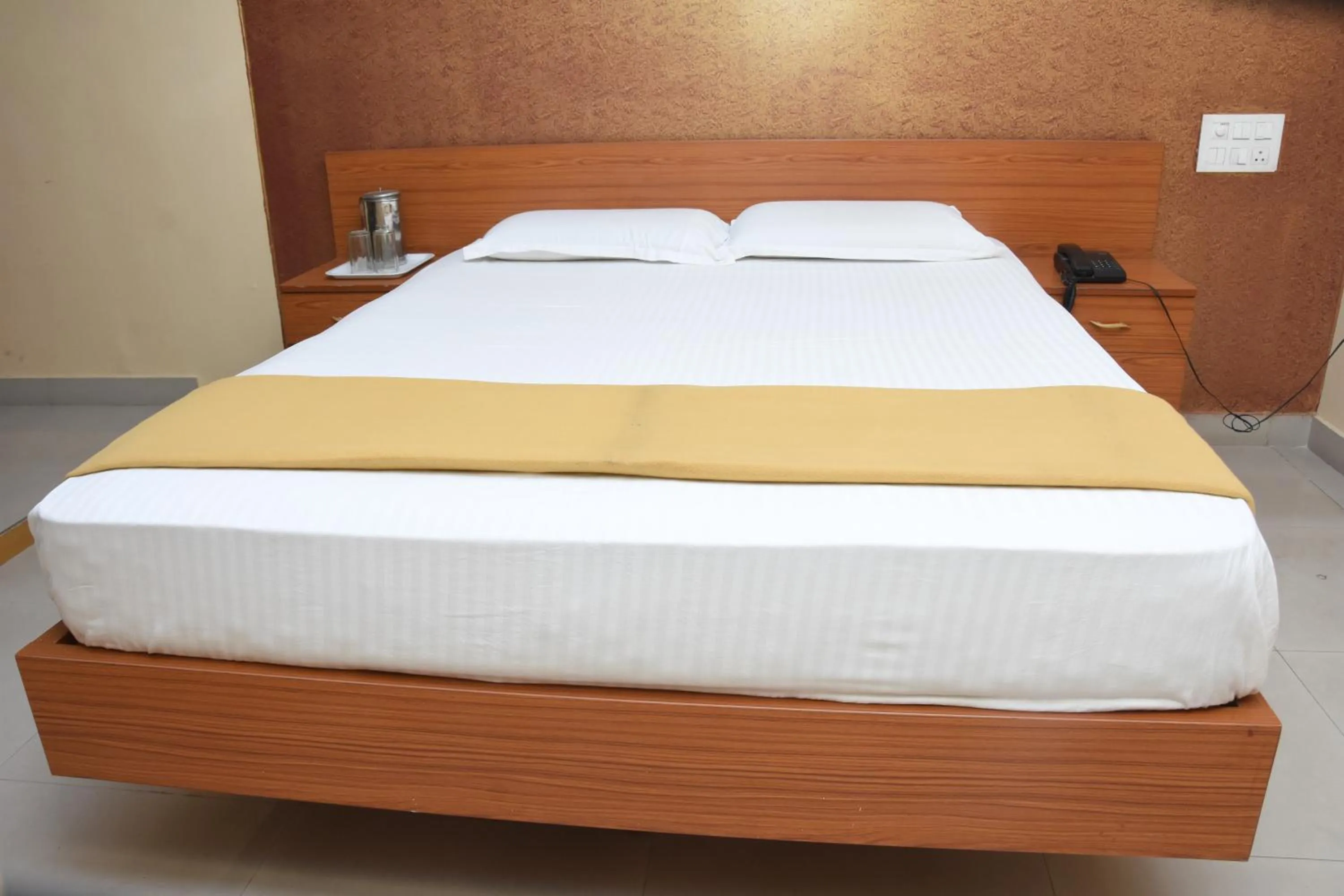 Bed in Hotel Surya Residency Majestic