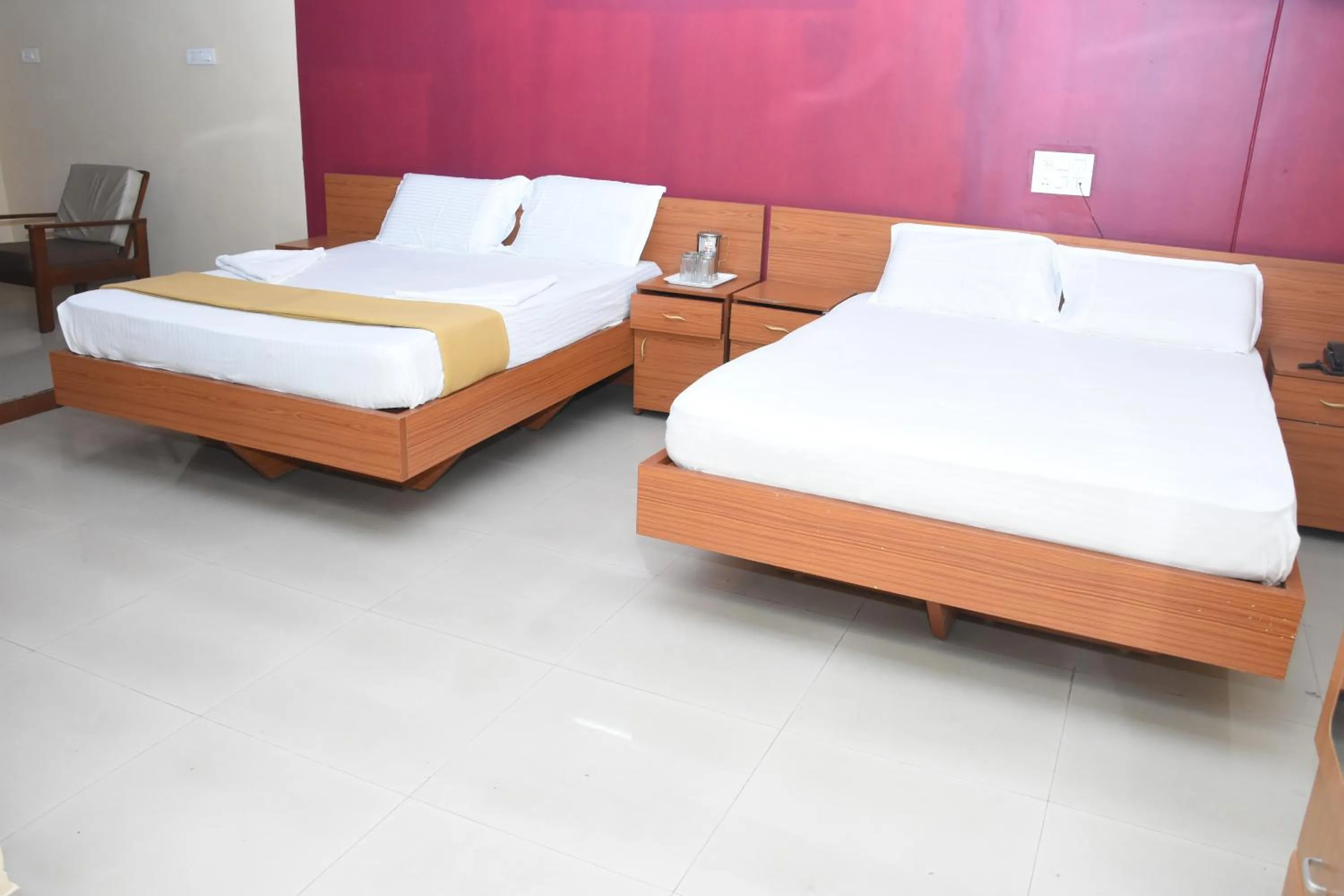 Bed in Hotel Surya Residency Majestic