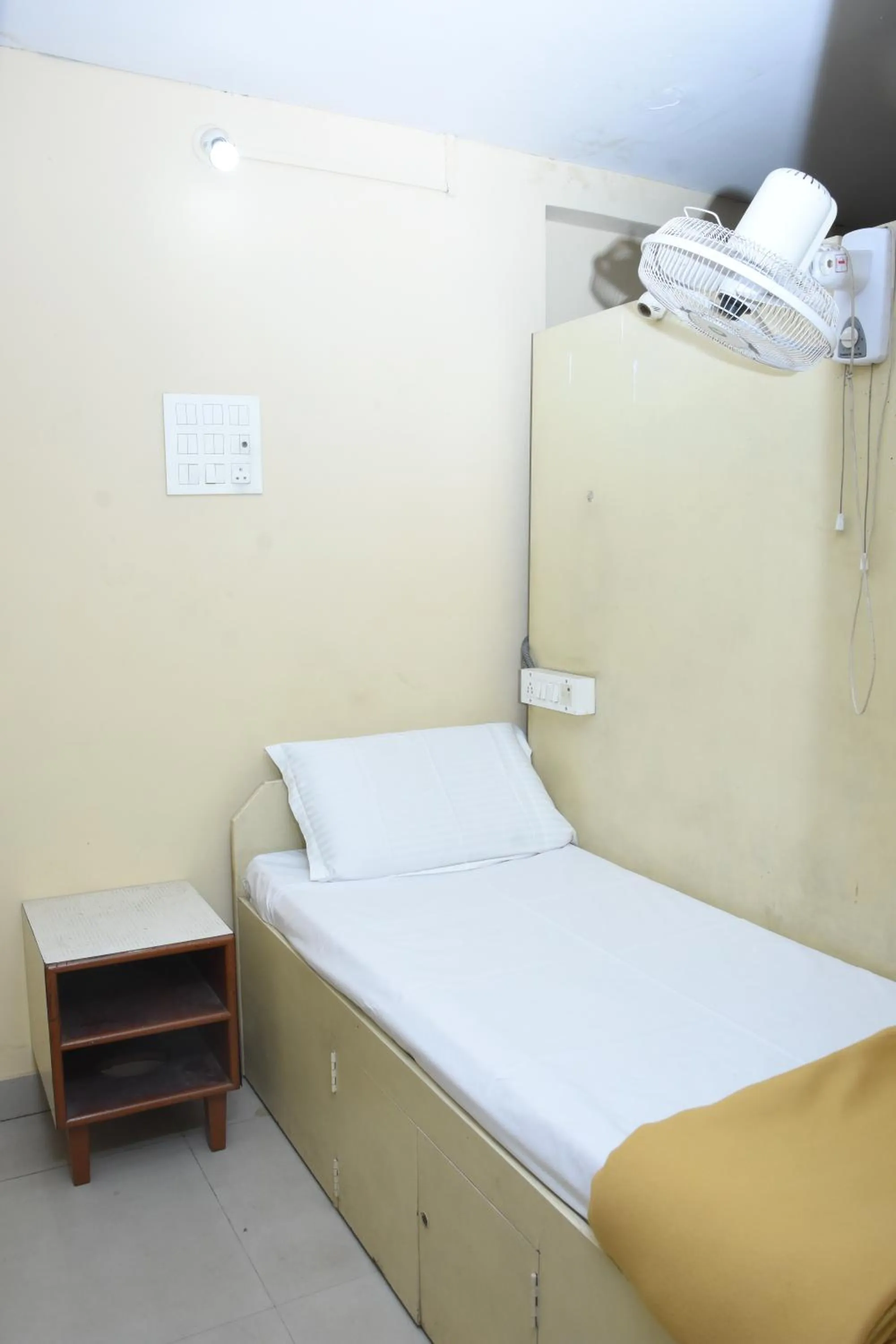 Bed in Hotel Surya Residency Majestic