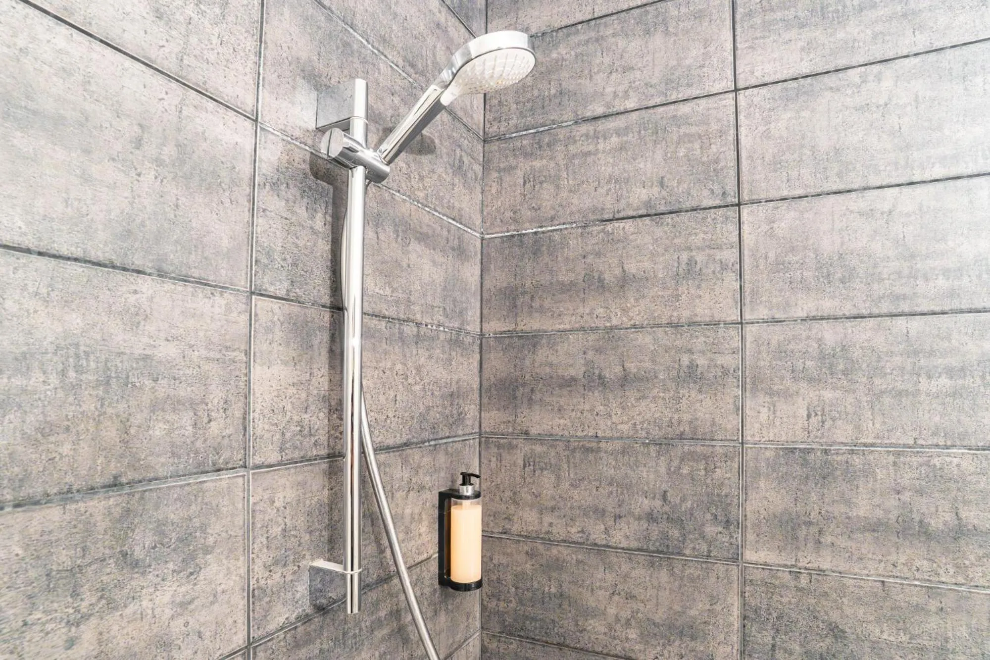Shower in Hotel Restaurant Argos, Strasbourg Nord