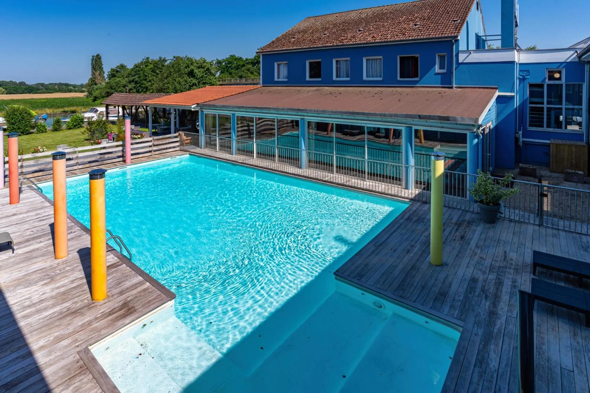 Swimming pool in Hotel Restaurant Argos, Strasbourg Nord