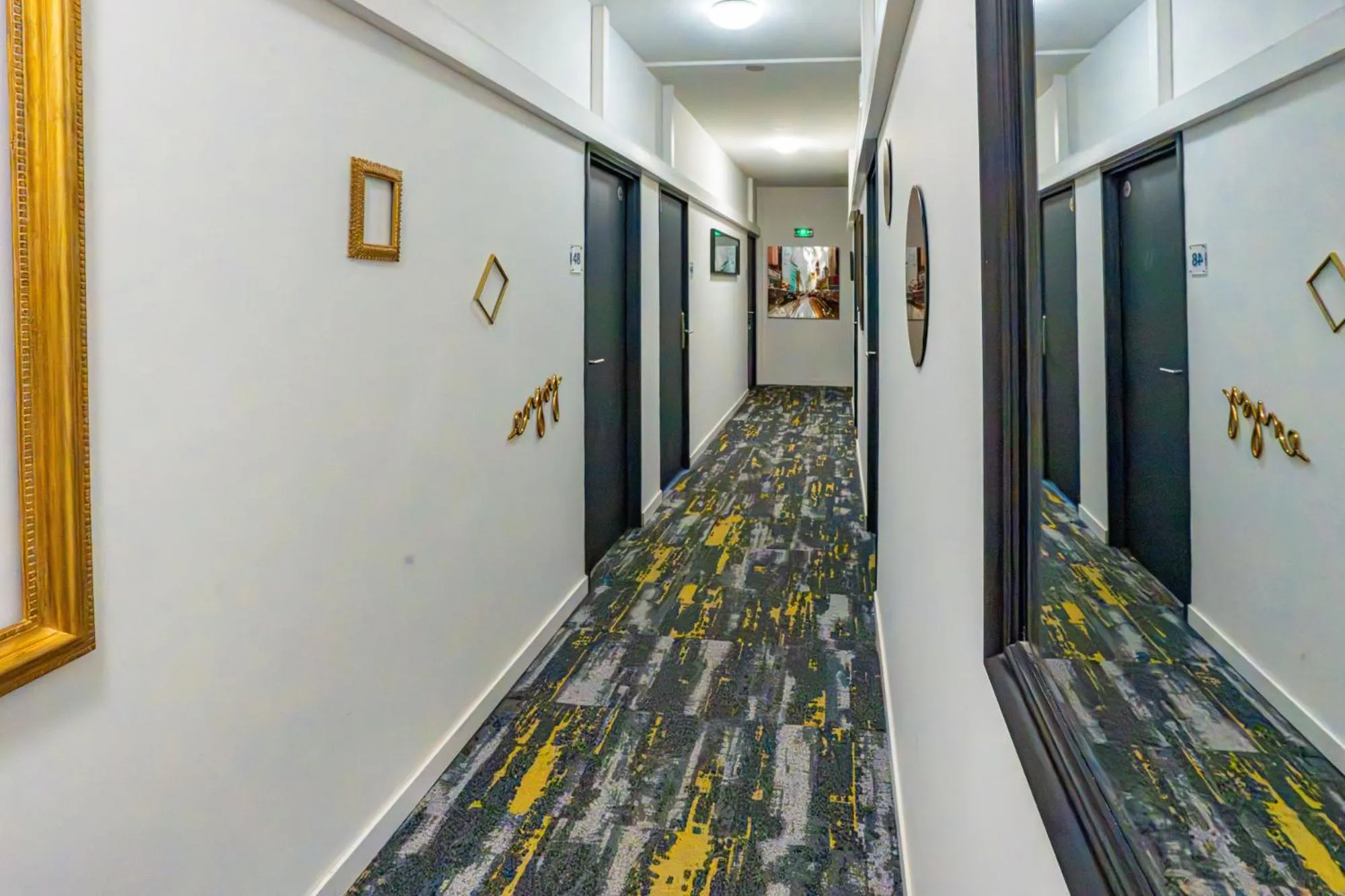 Bedroom in Hotel Restaurant Argos, Strasbourg Nord