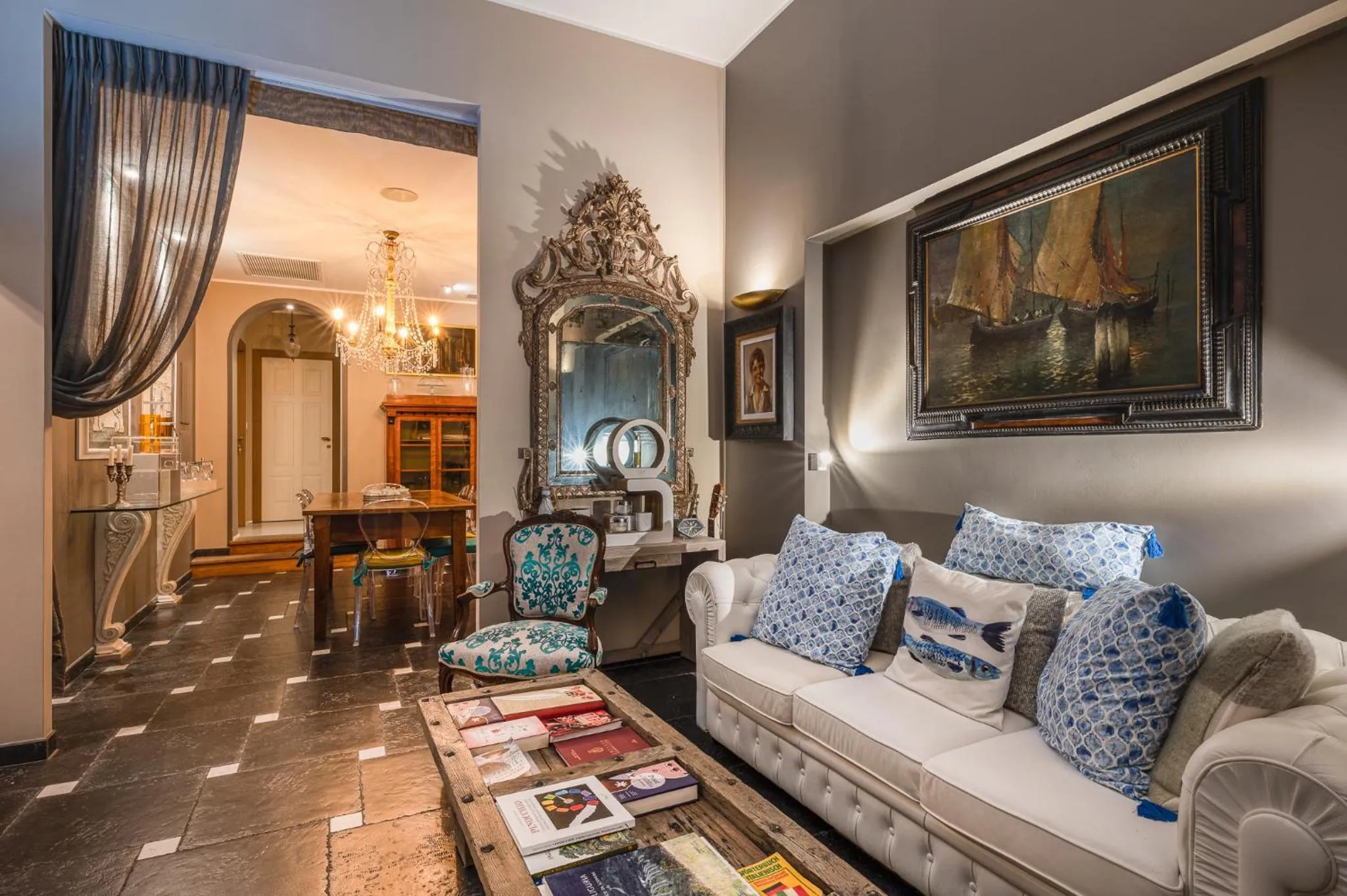 Living room in A'Mare Luxury Rooms