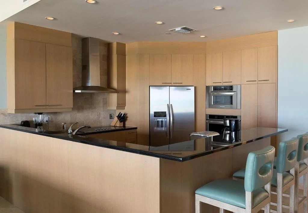 Kitchen or kitchenette in The Venetian on Grace Bay