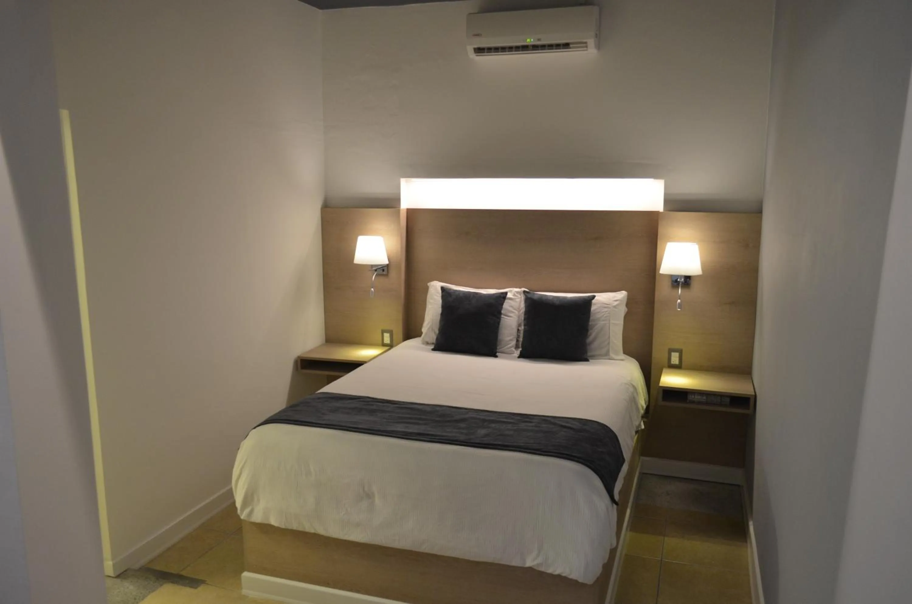 Bed in Casa Bella Boutique Hotel