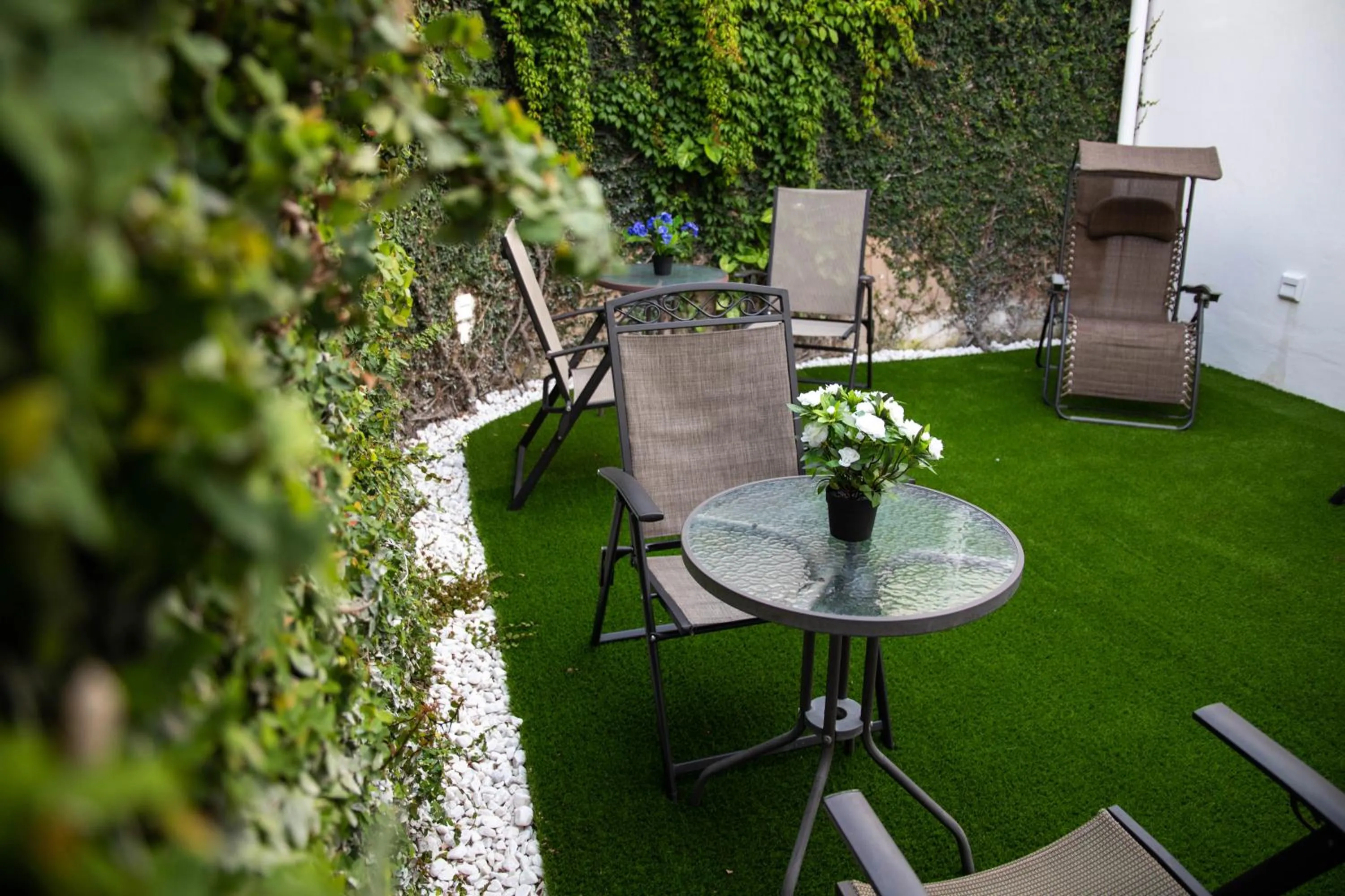 Garden in Casa Bella Boutique Hotel