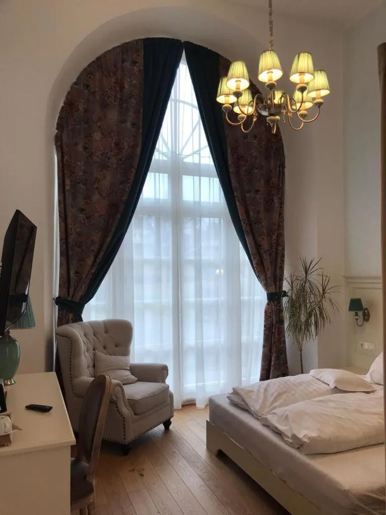 Bed in Palatul Brukenthal Avrig