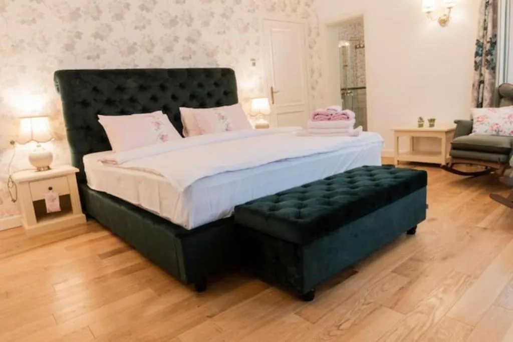 Bed in Palatul Brukenthal Avrig