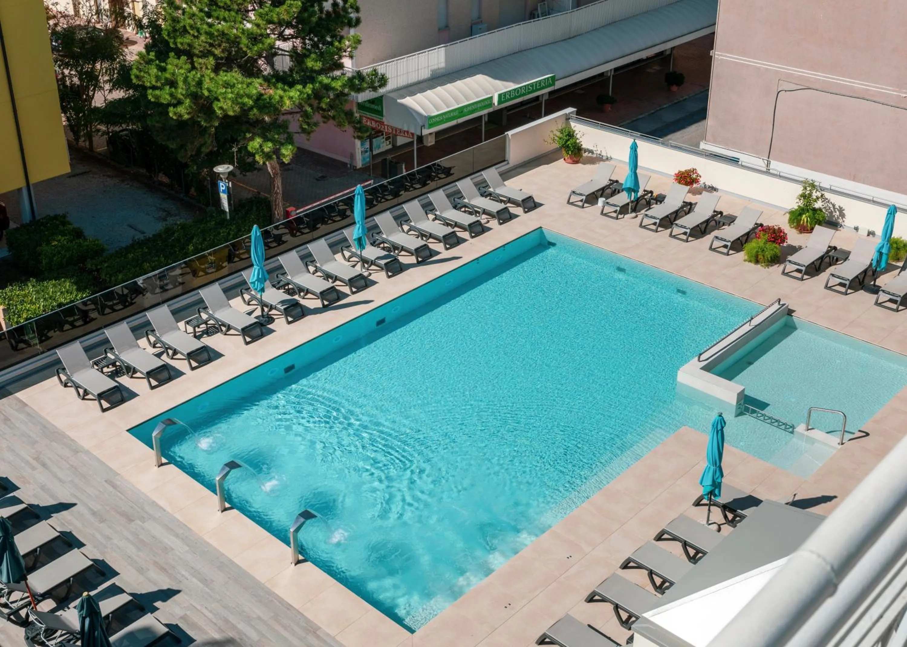 Day in Hotel Golf ***S