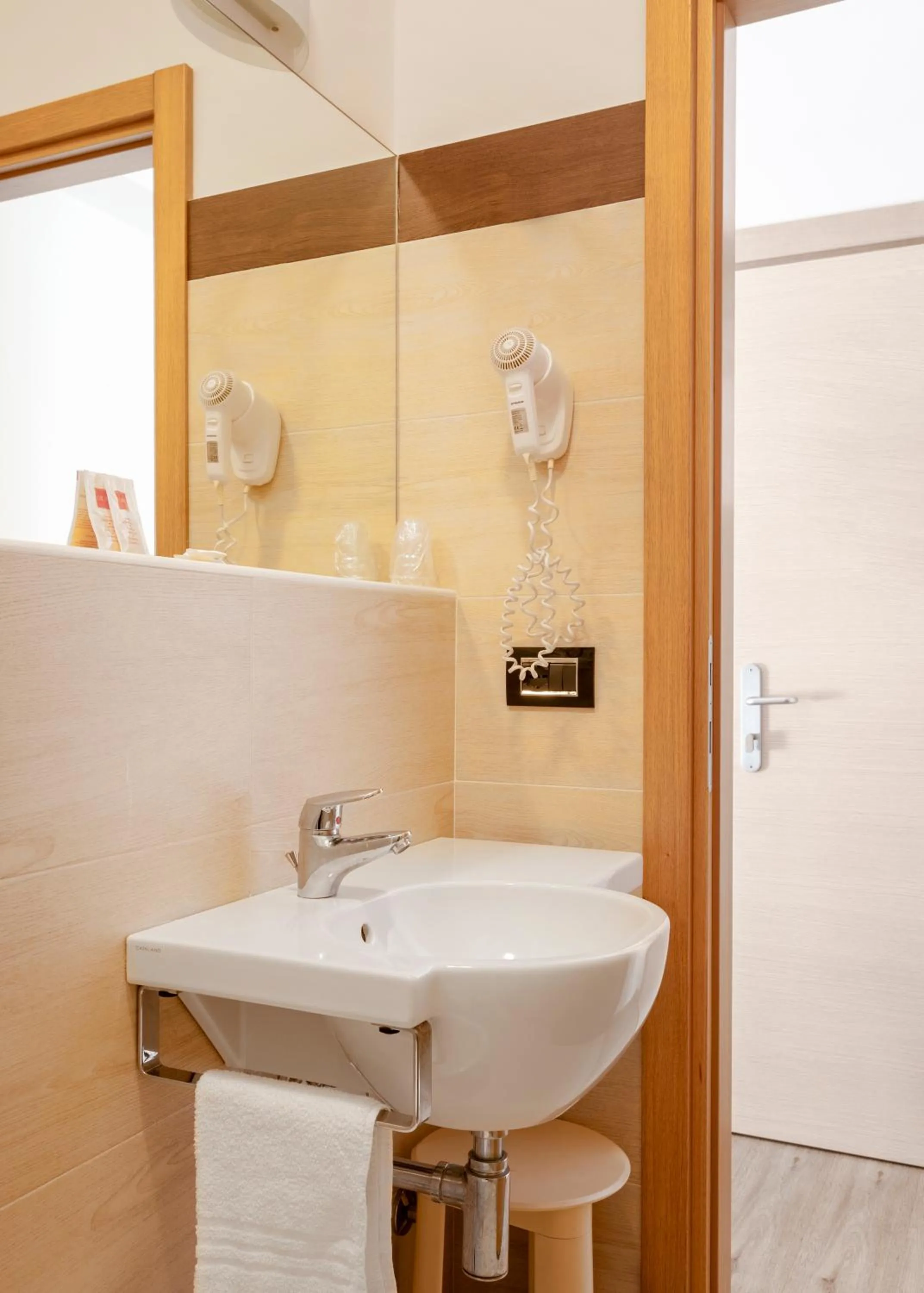 Bathroom in Hotel Golf ***S