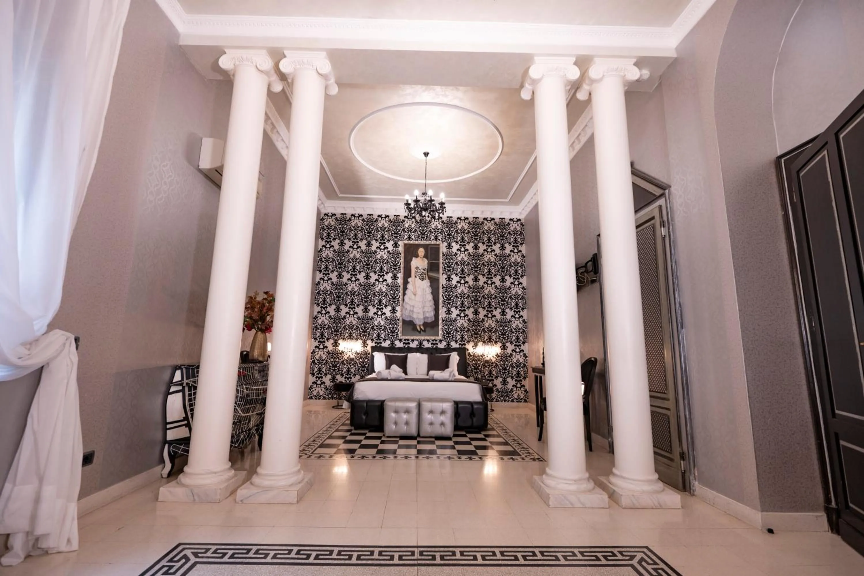 Bedroom in Contessa Arrivabene Antica Dimora