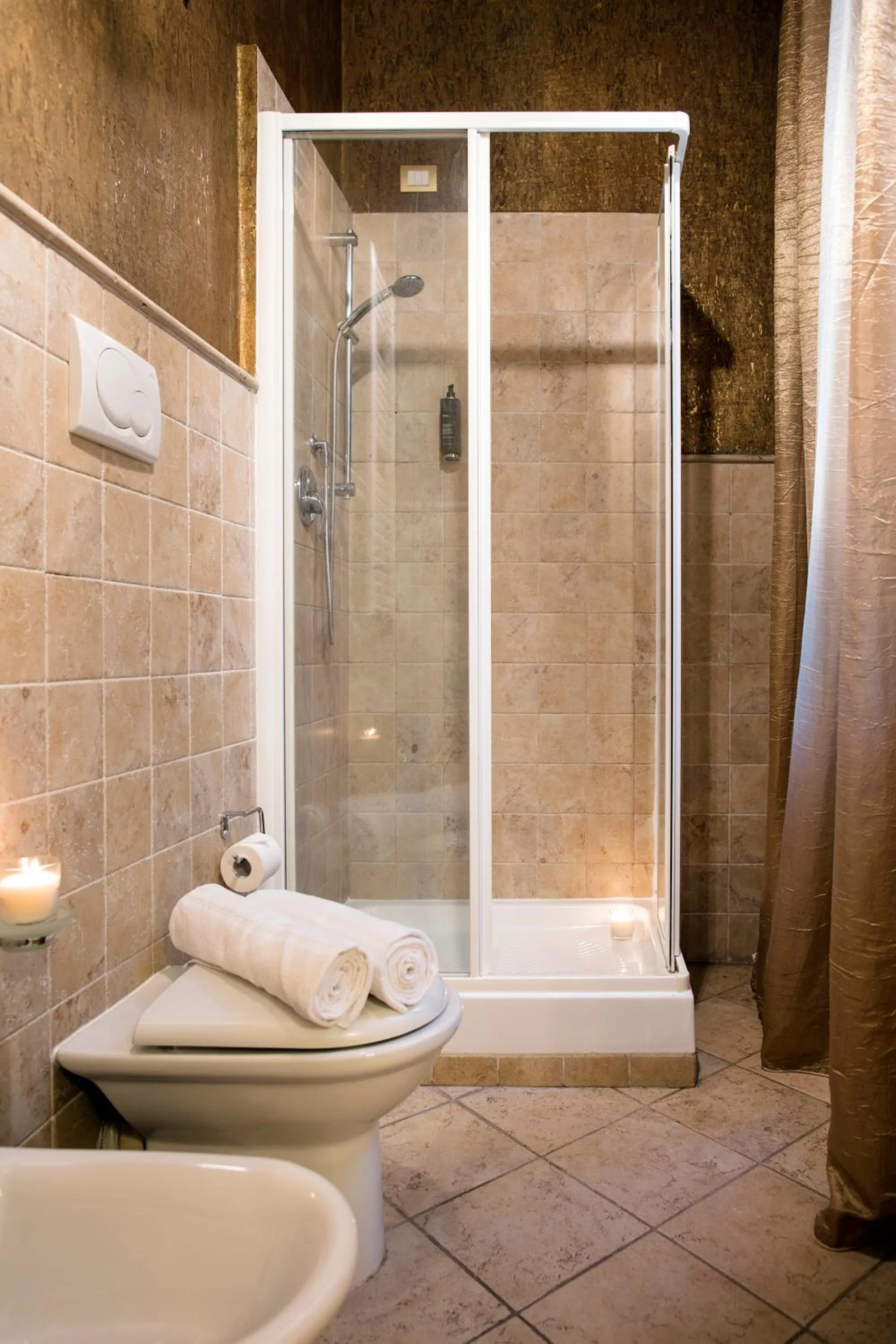 Shower in Contessa Arrivabene Antica Dimora