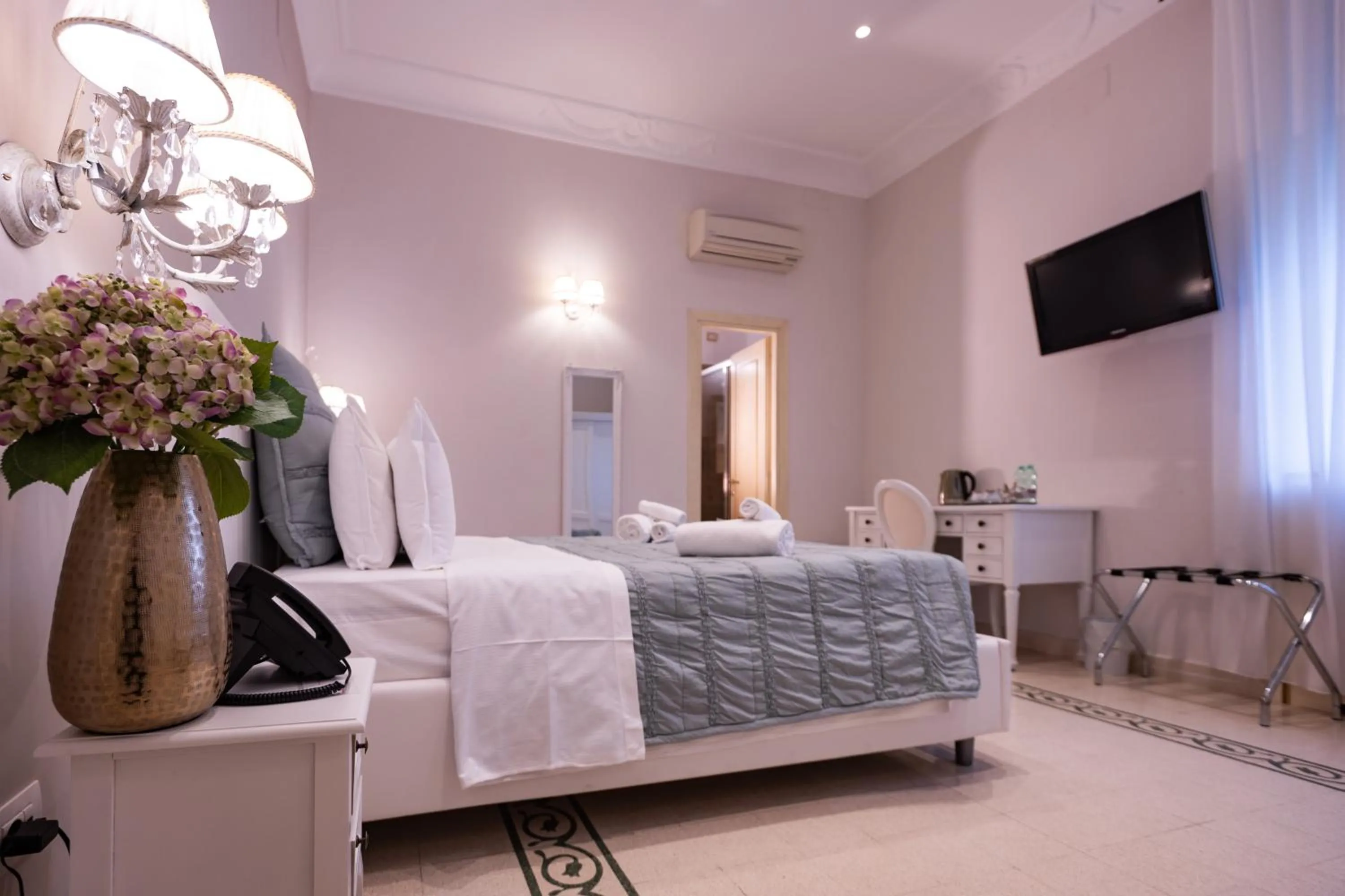 Bed in Contessa Arrivabene Antica Dimora