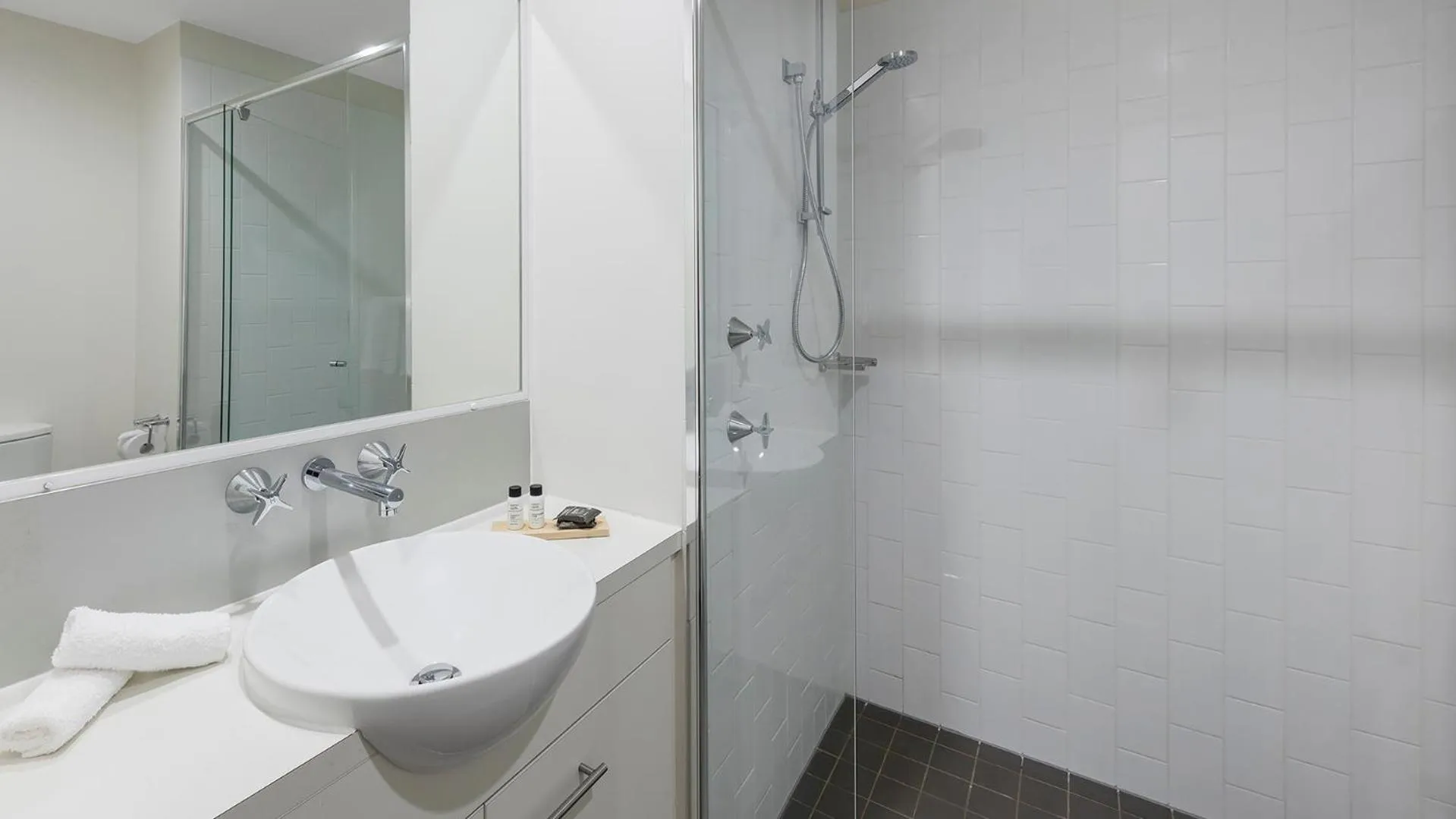 Shower in Oaks Brisbane on Margaret Suites