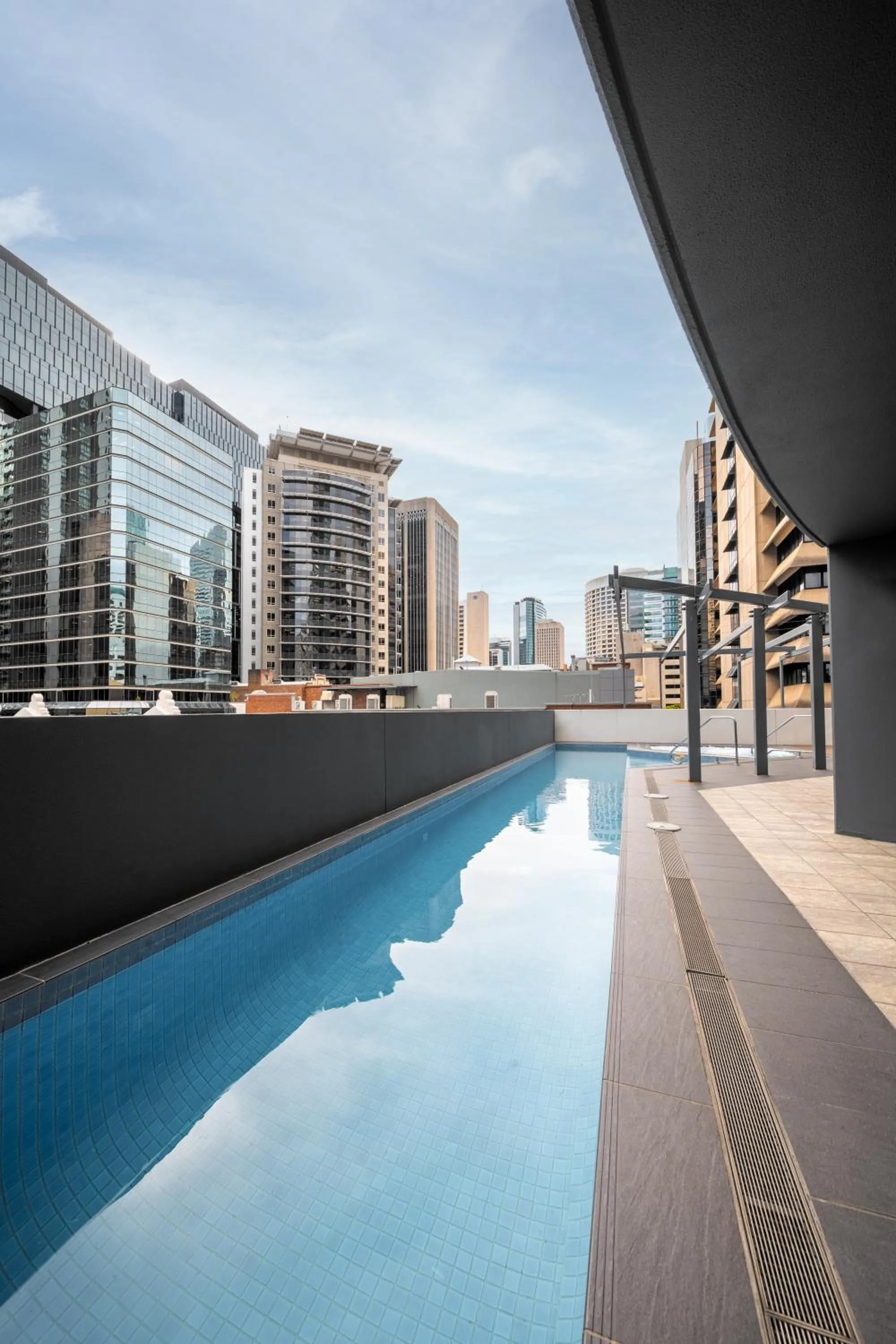 Swimming pool in Oaks Brisbane on Felix Suites