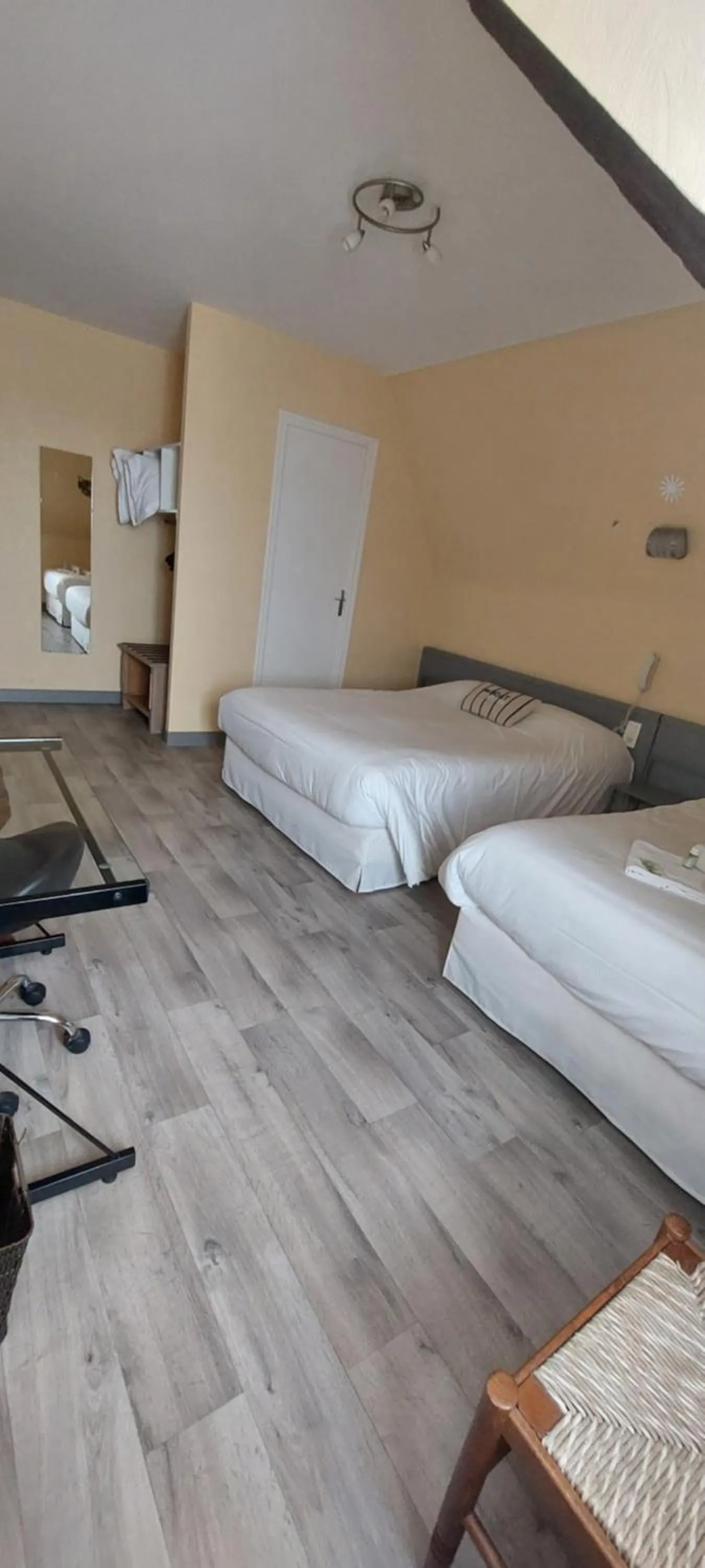 Bed in Hotel Beau Rivage