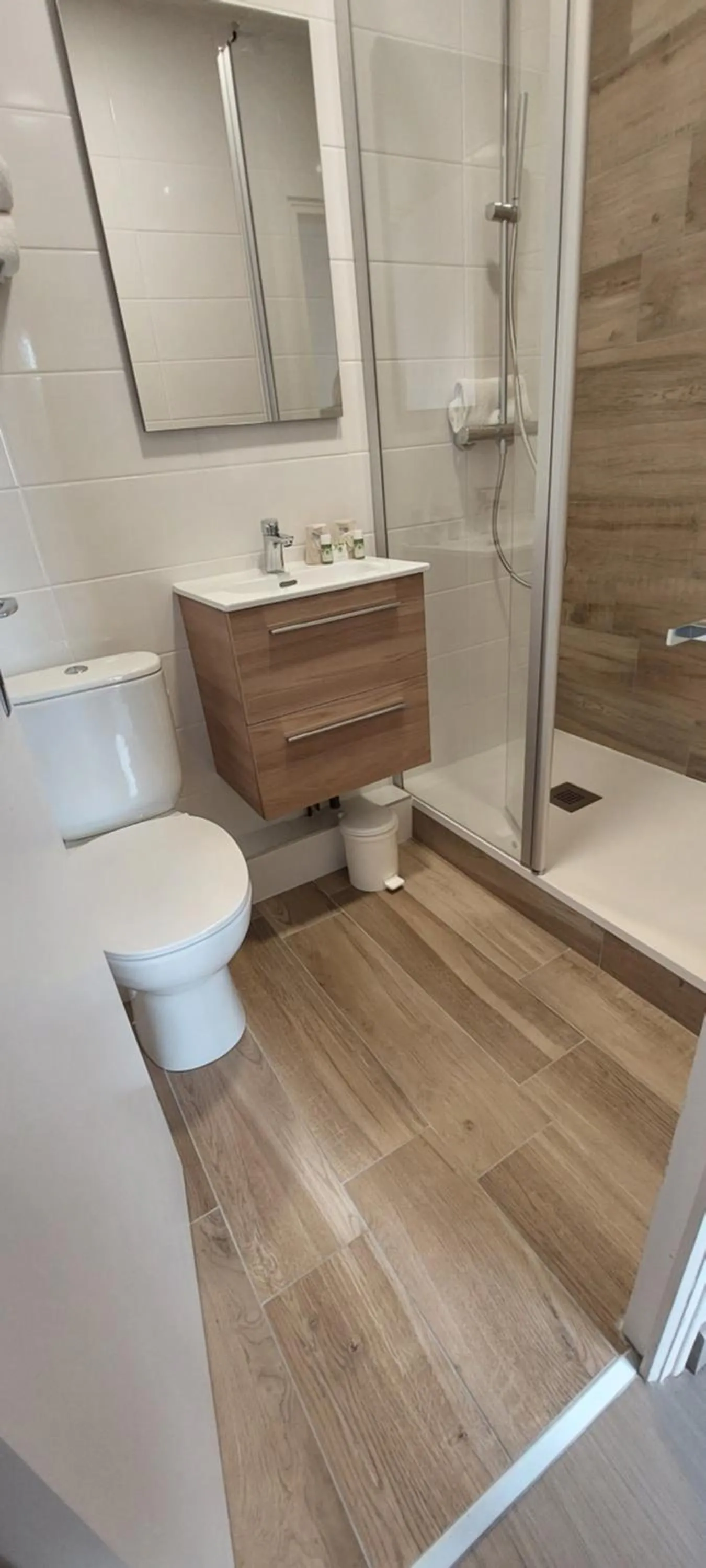 Bathroom in Hotel Beau Rivage