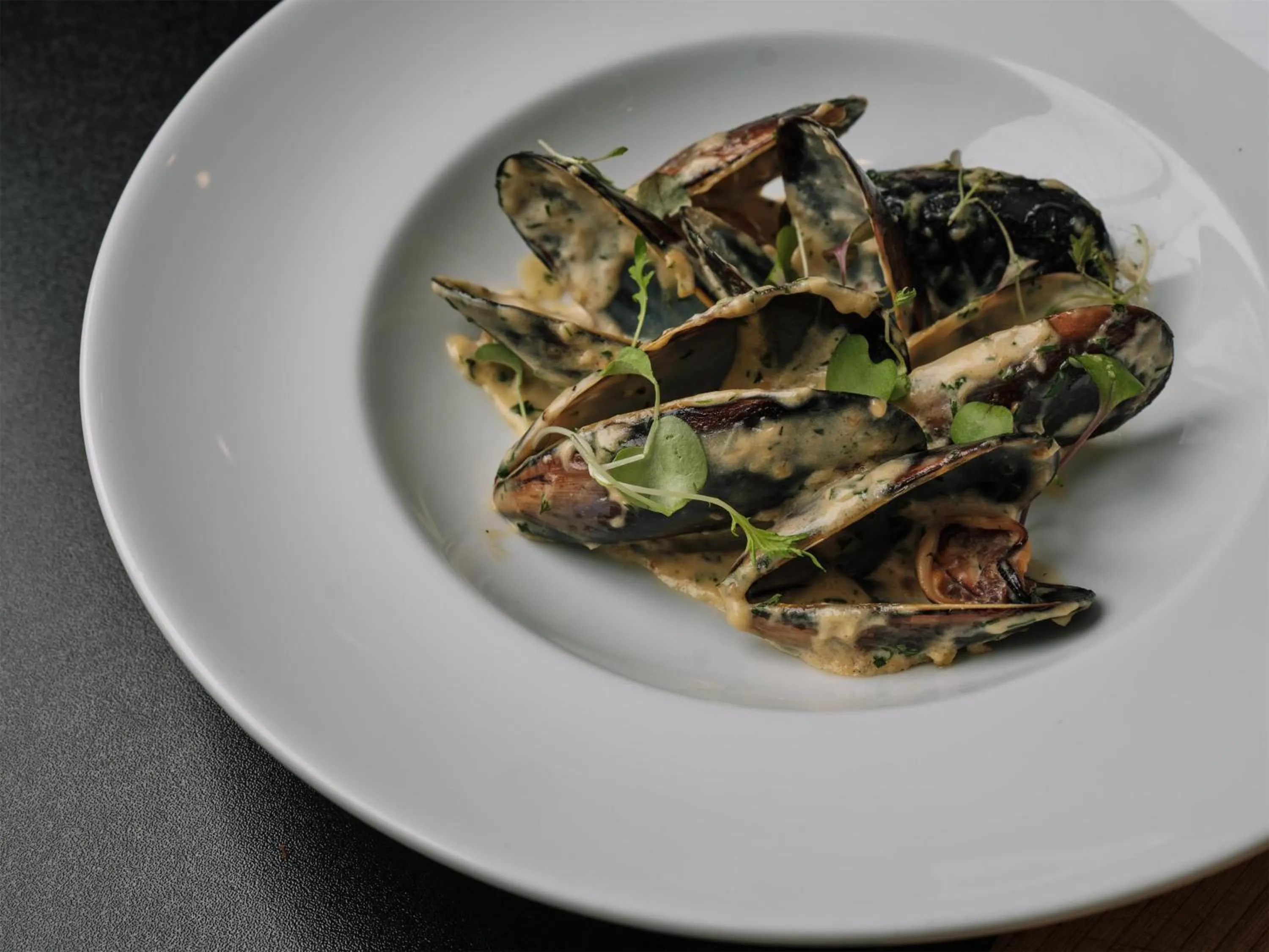 Restaurant/places to eat in Radisson On Flagstaff Gardens Melbourne