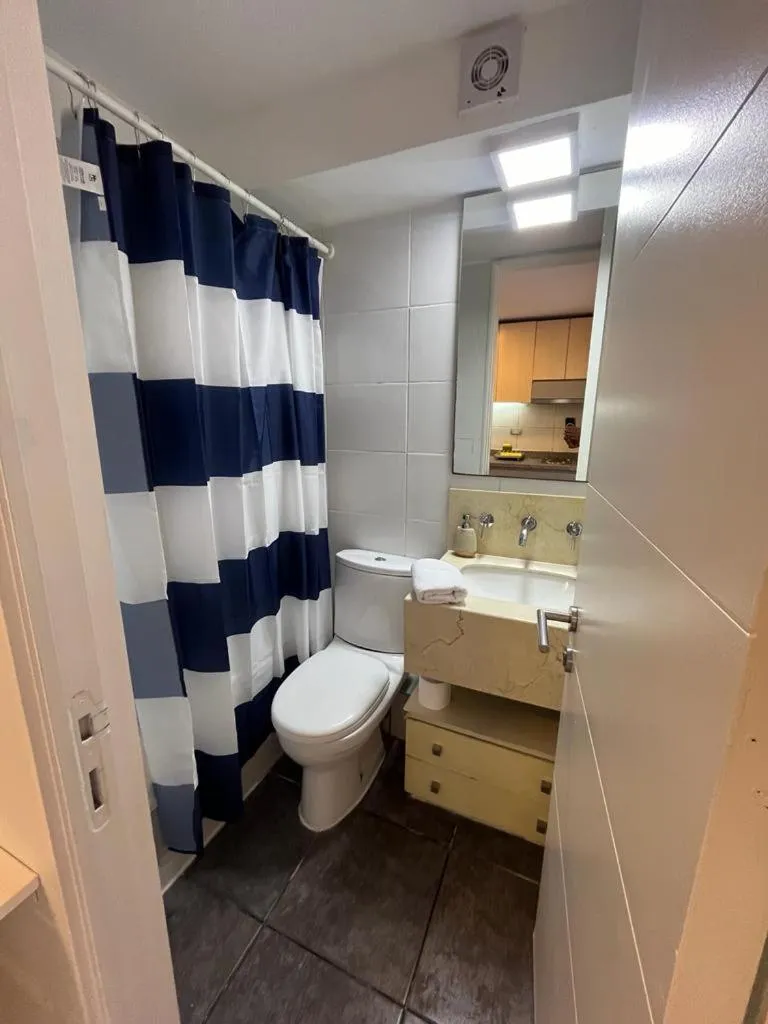 Shower in Apart Lyon Suite