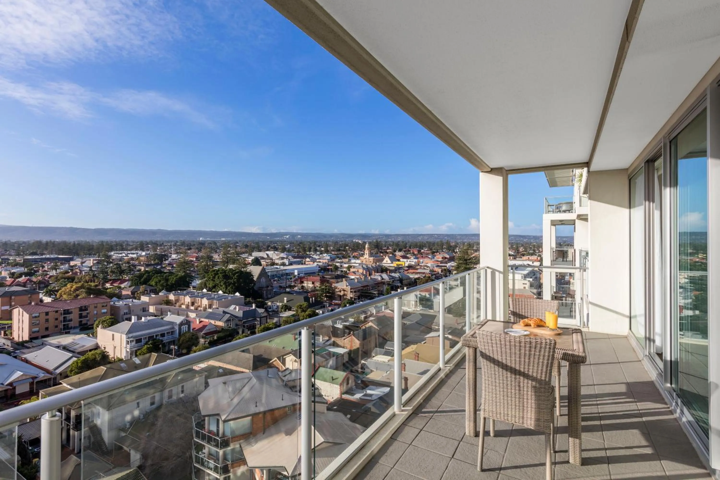 Balcony/Terrace in Oaks Glenelg Liberty Suites