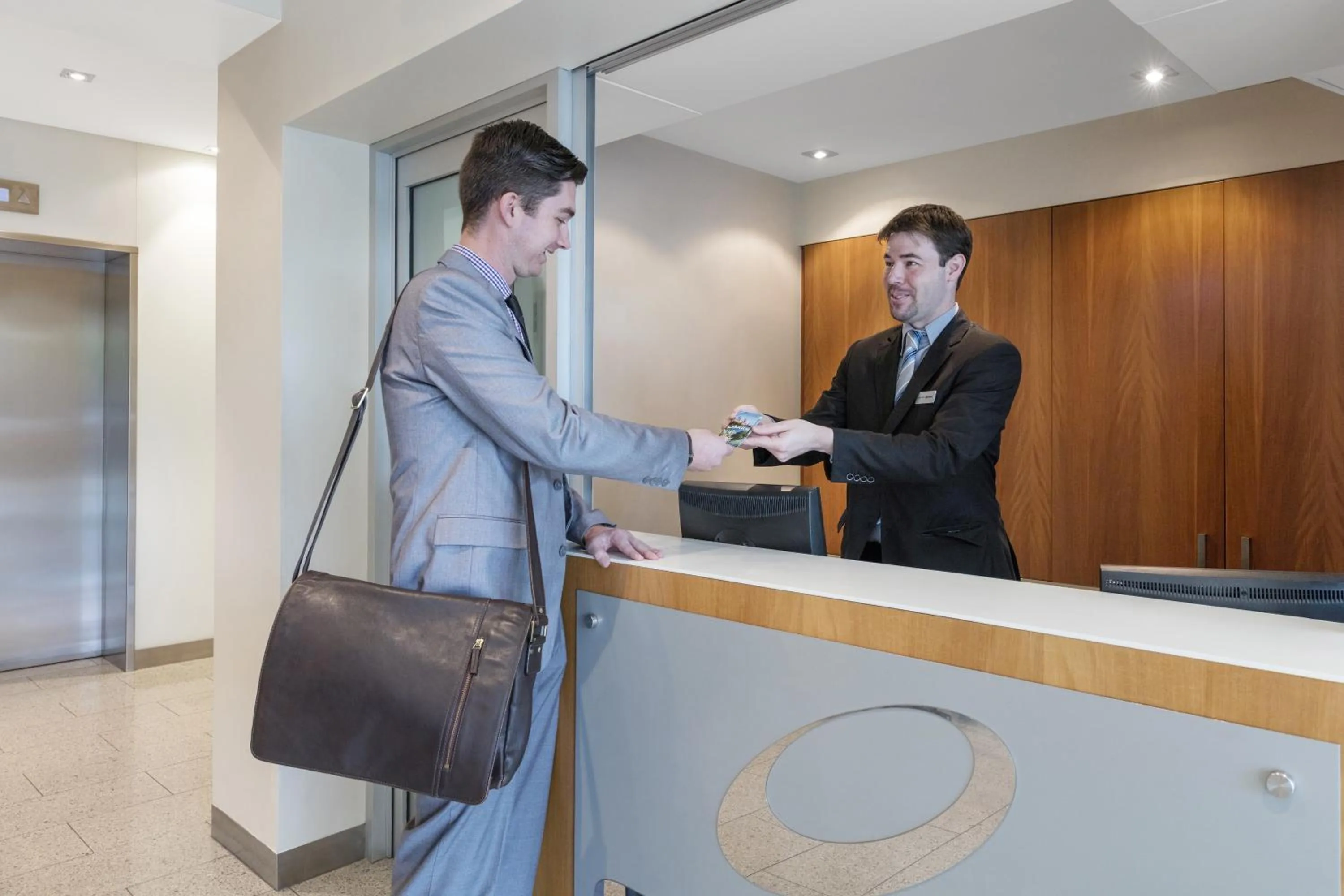 Lobby or reception in Oaks Glenelg Liberty Suites