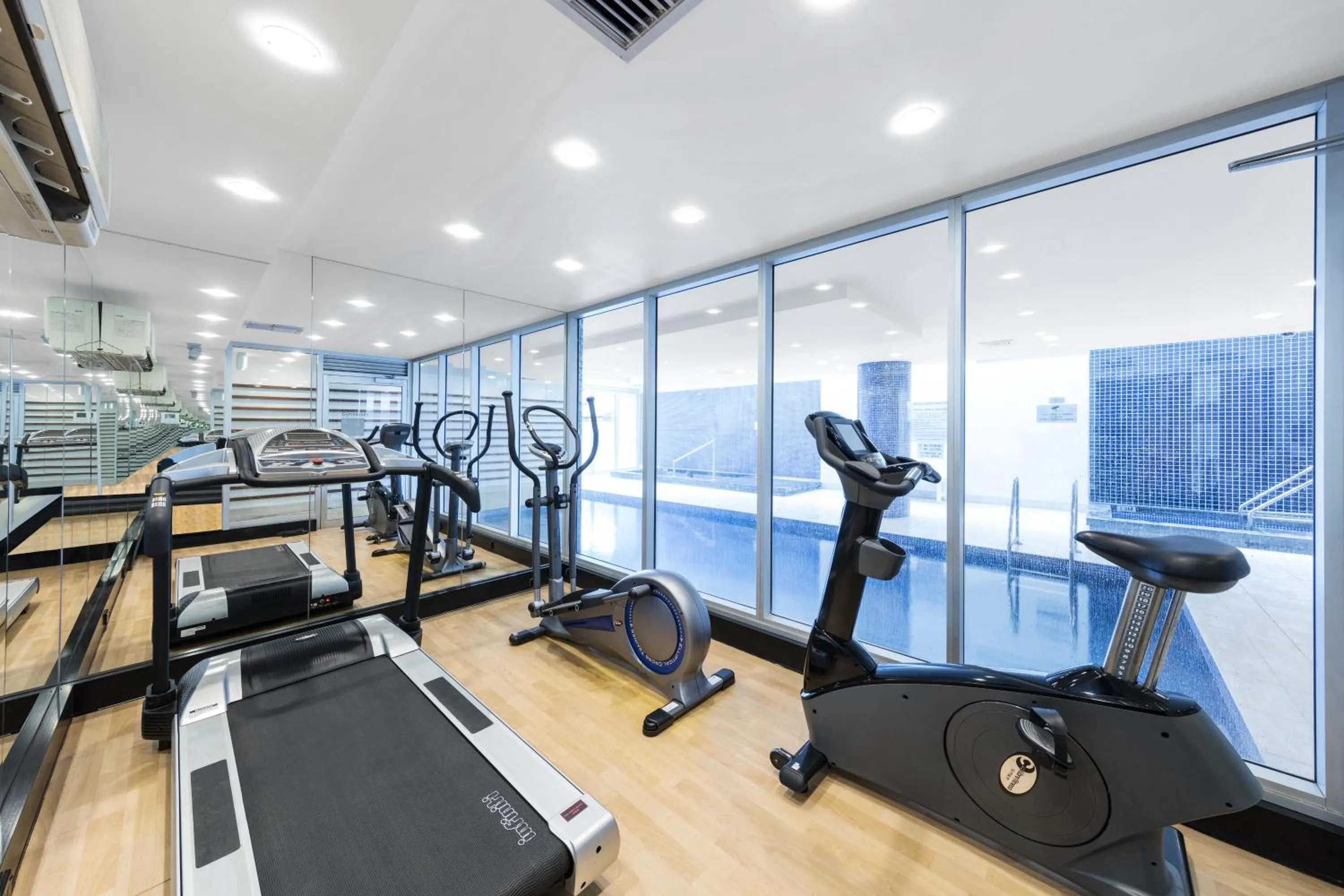 Fitness centre/facilities in Oaks Glenelg Liberty Suites