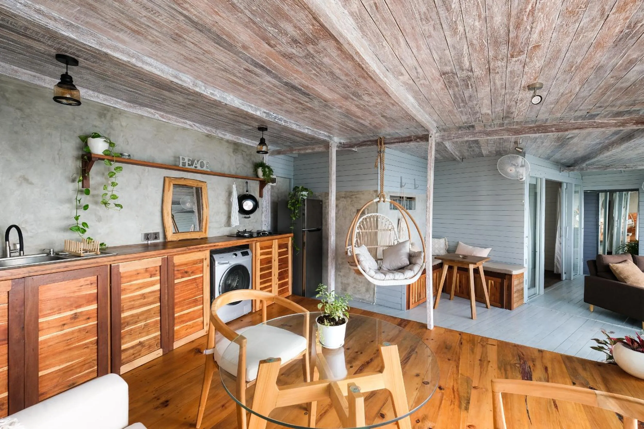 Dining area in Le Cliff Bali