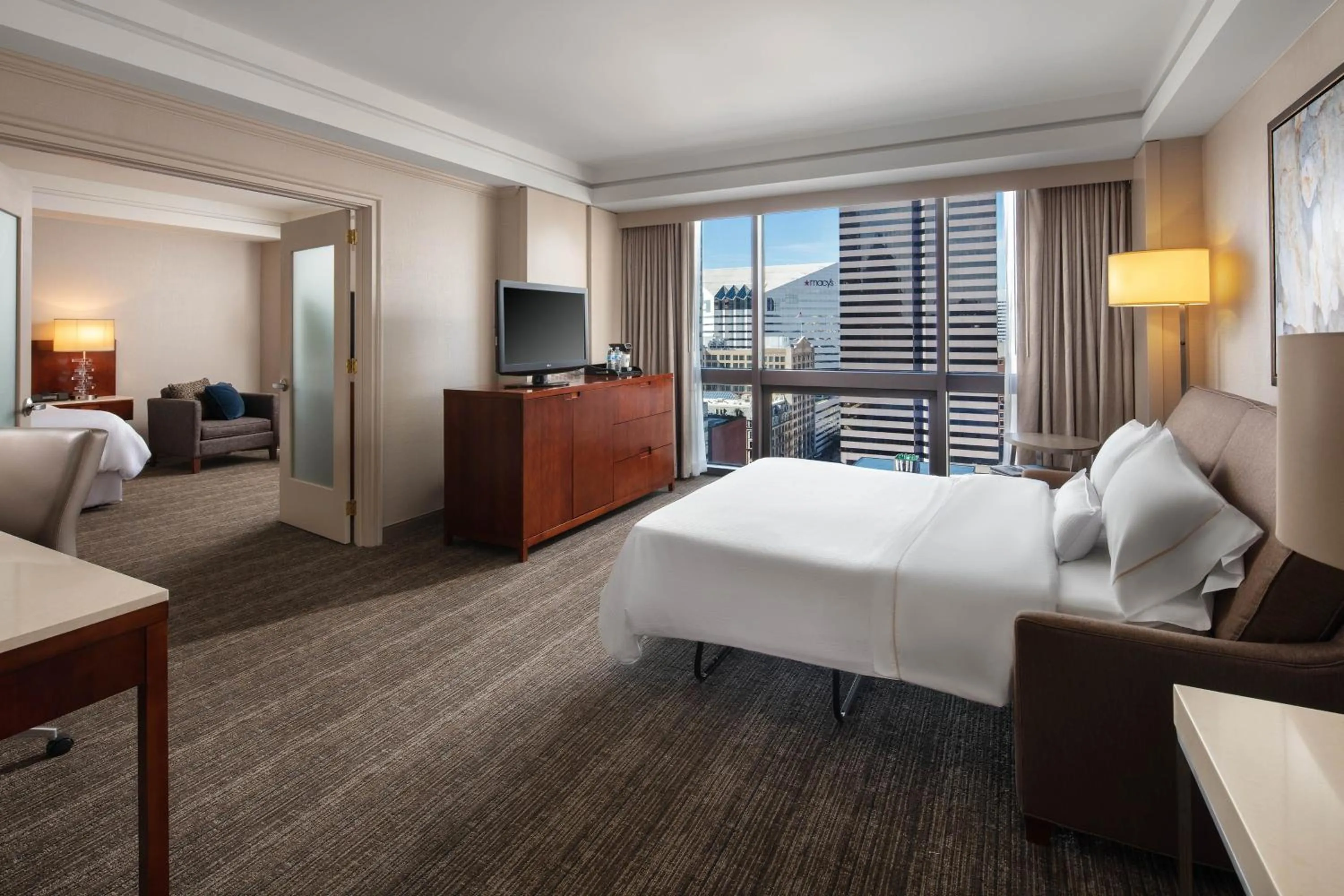 Bedroom, Bed in The Westin Cincinnati