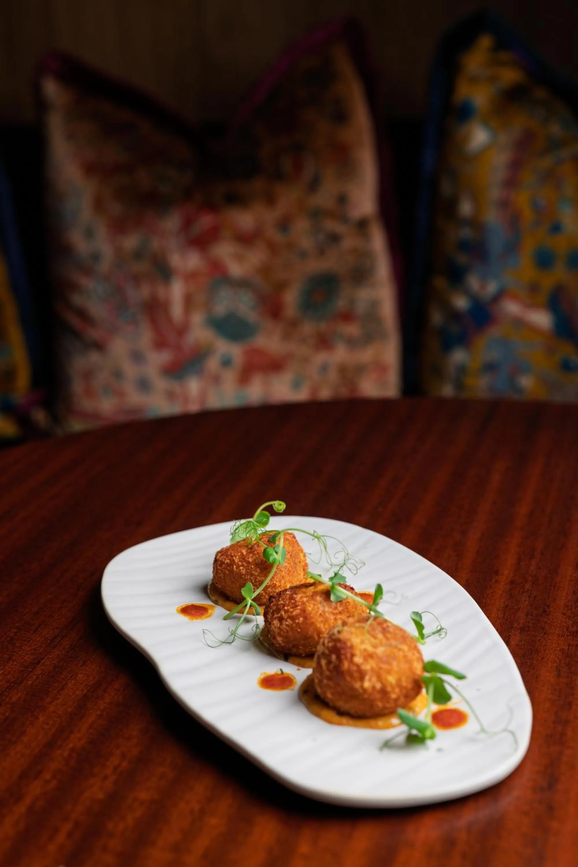 Food and drinks in Maxwell Reserve Singapore, Autograph Collection