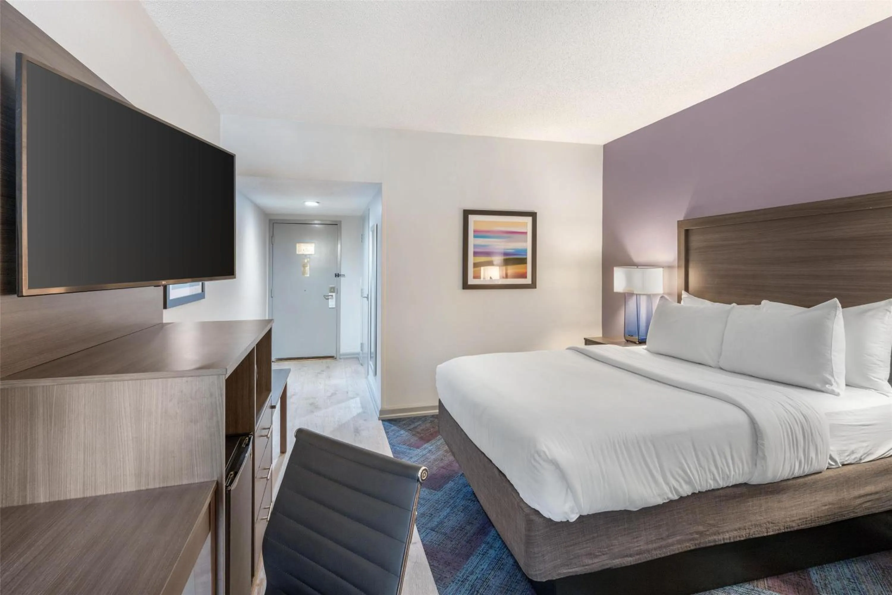 Bedroom, Bed in Best Western Hickory