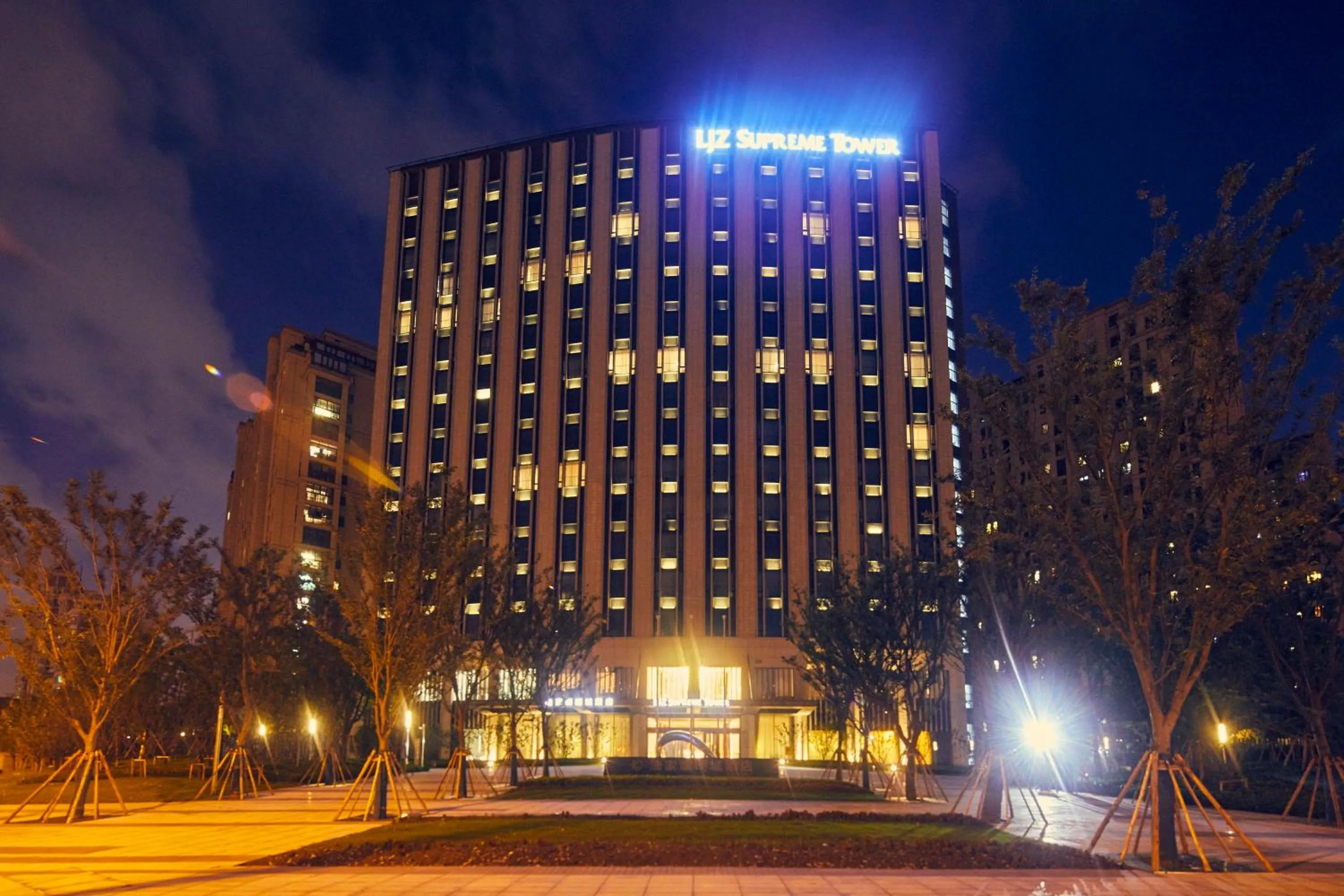 Property building in LJZ Supreme Tower Hotel