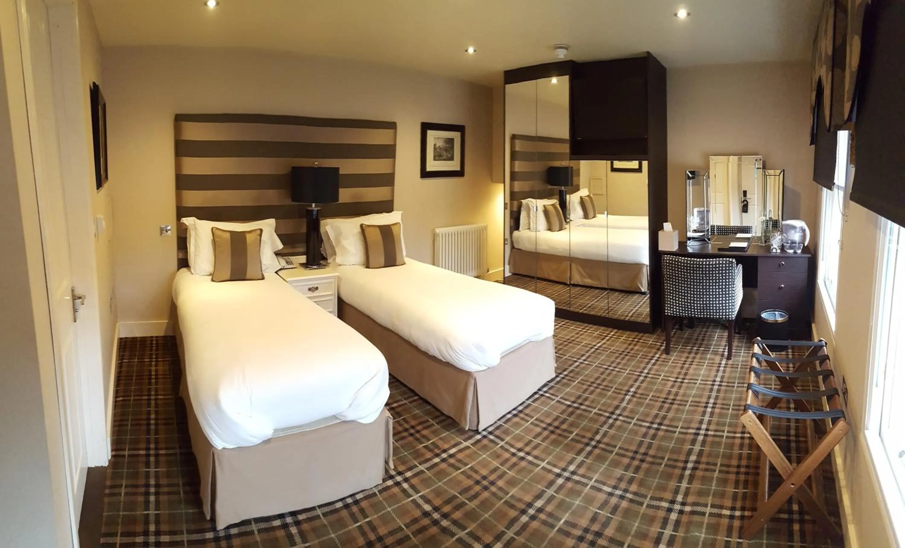 Photo of the whole room, Bed in The White Hart