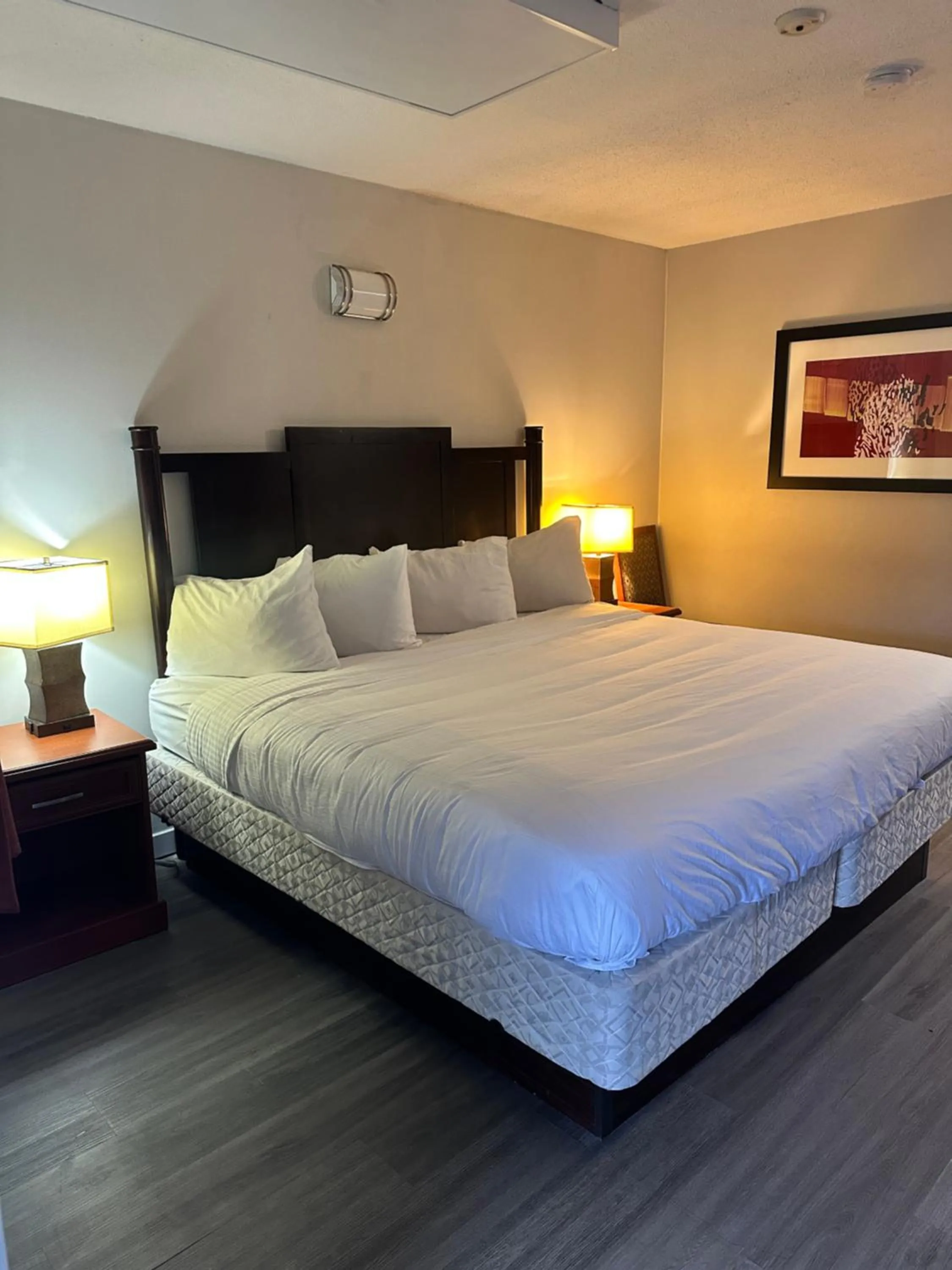 Bed in Travelodge by Wyndham Langley