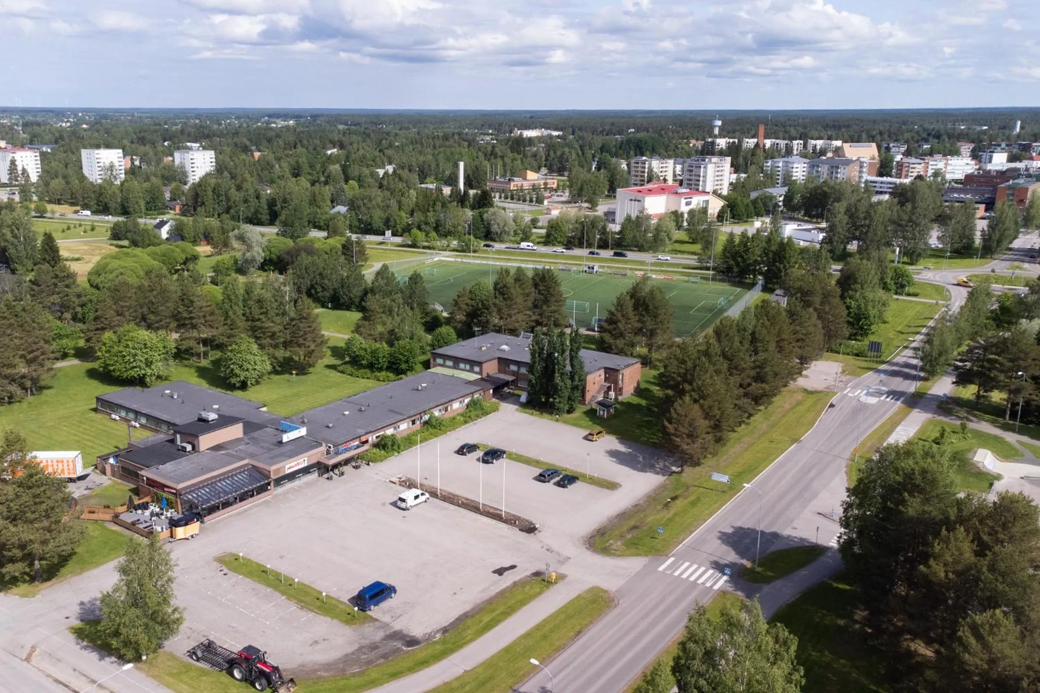 Property building in Hotel Käenpesä