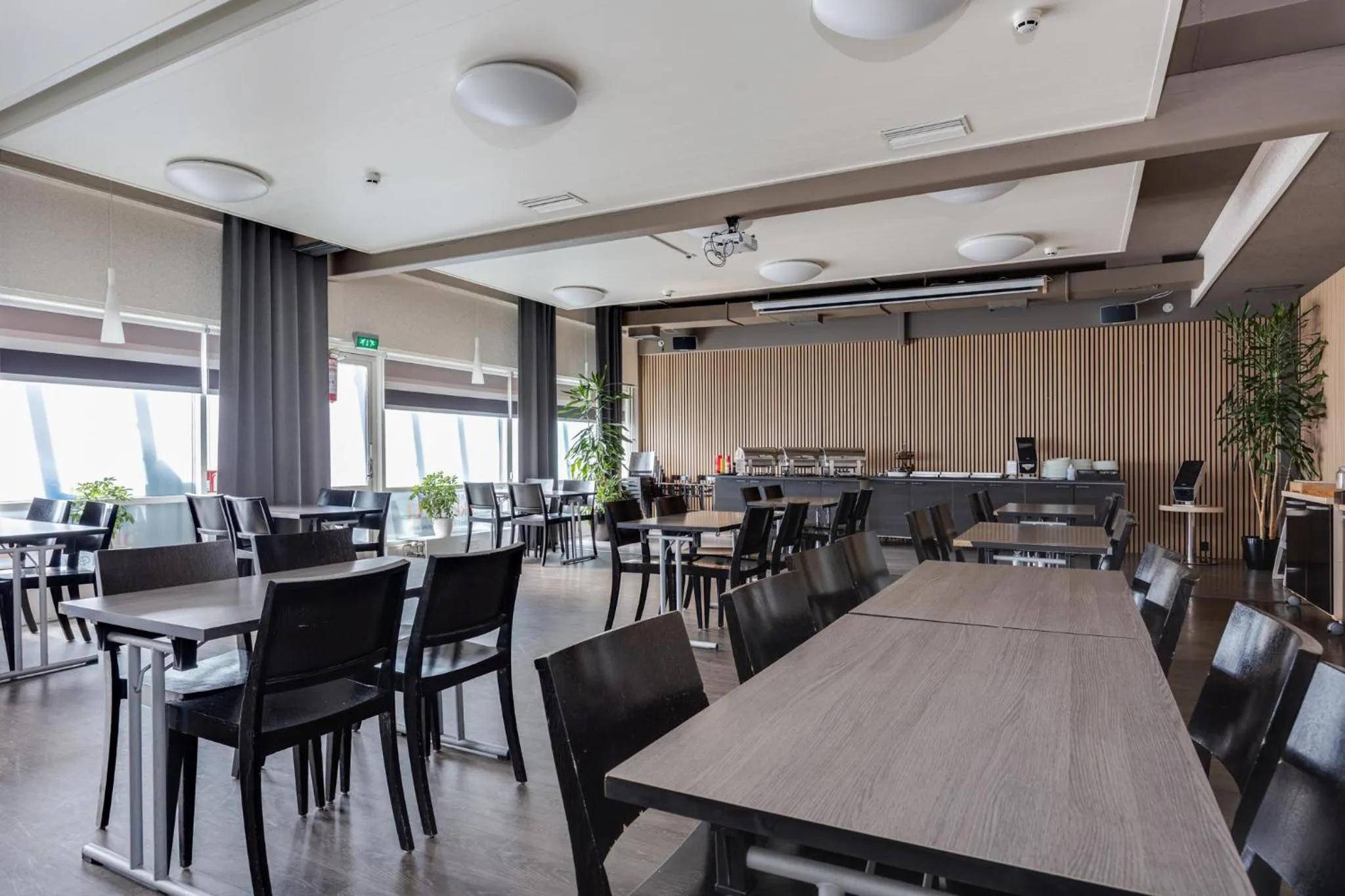 Restaurant/places to eat in Hotel Käenpesä