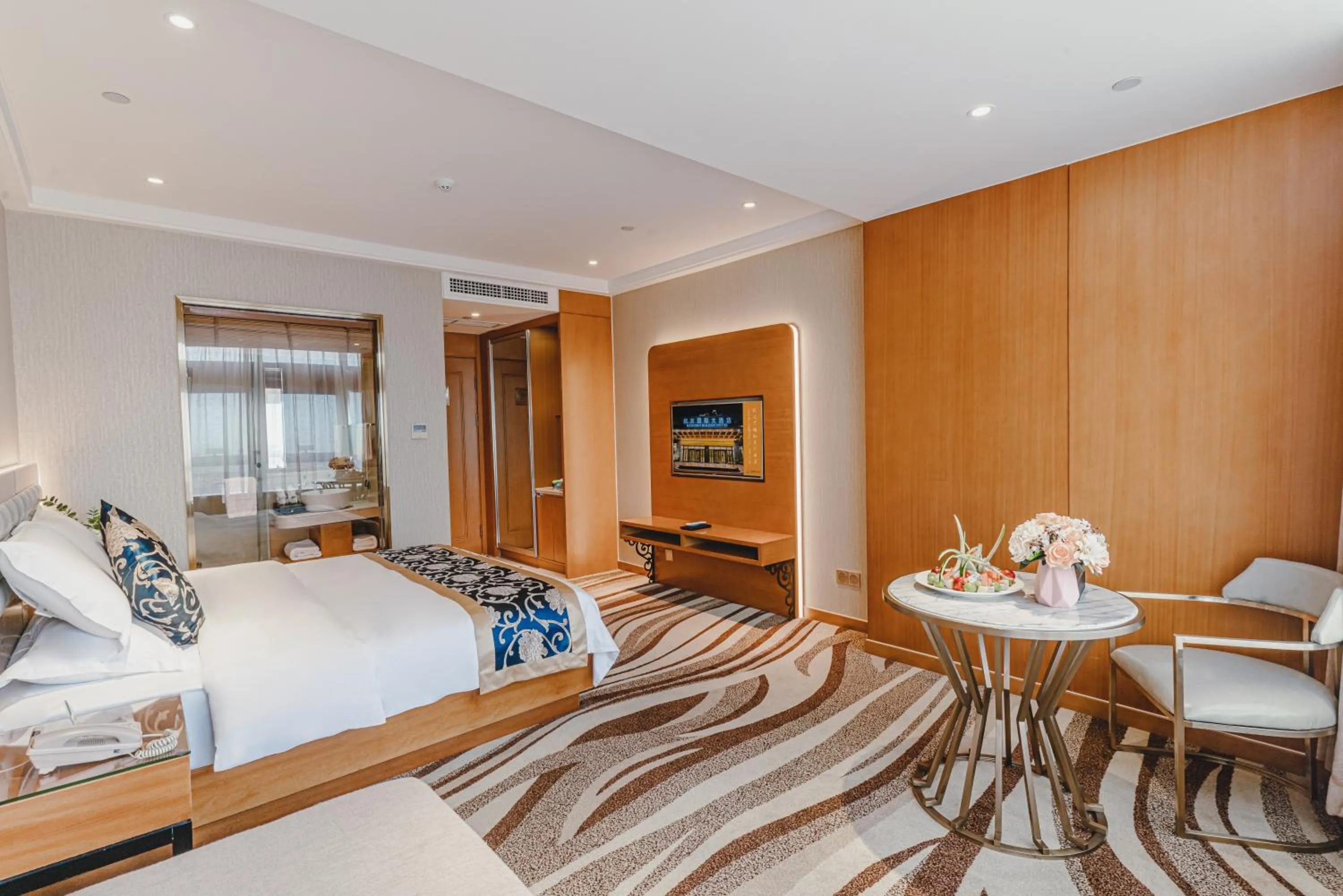 Bed in Wenzhou Hangbin International Hotel