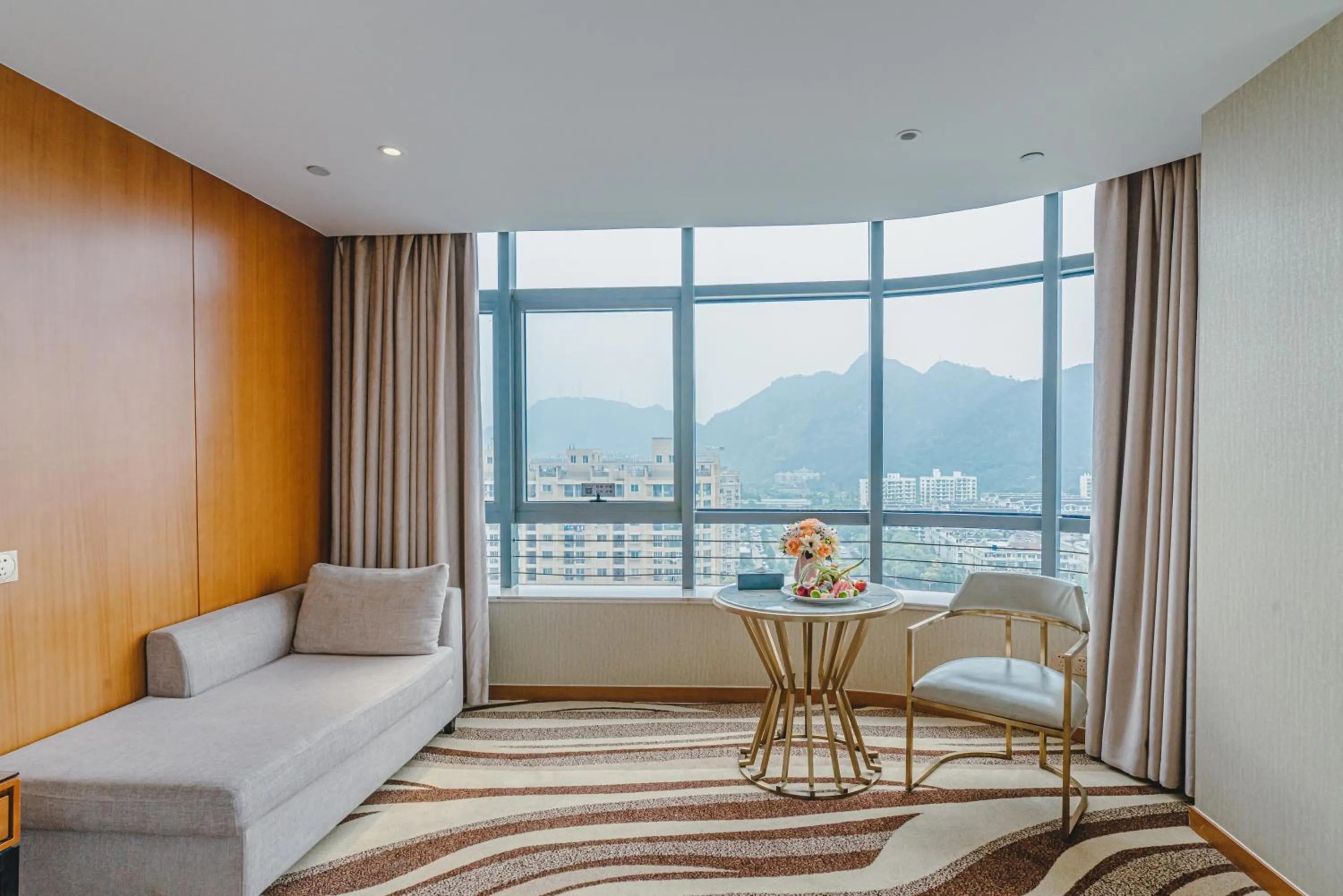 Bed in Wenzhou Hangbin International Hotel