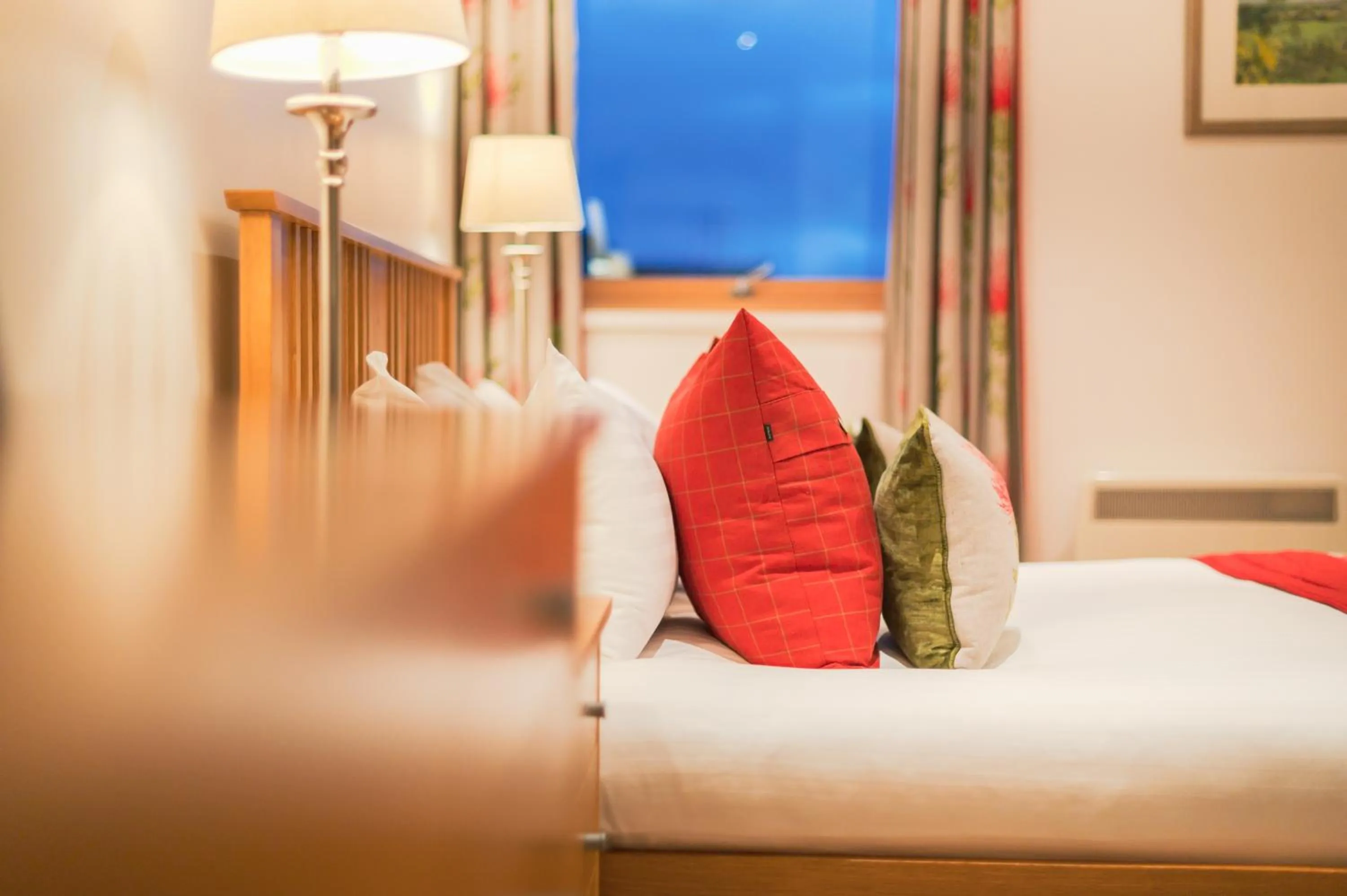 Bedroom, Bed in Highland Apartments by Mansley