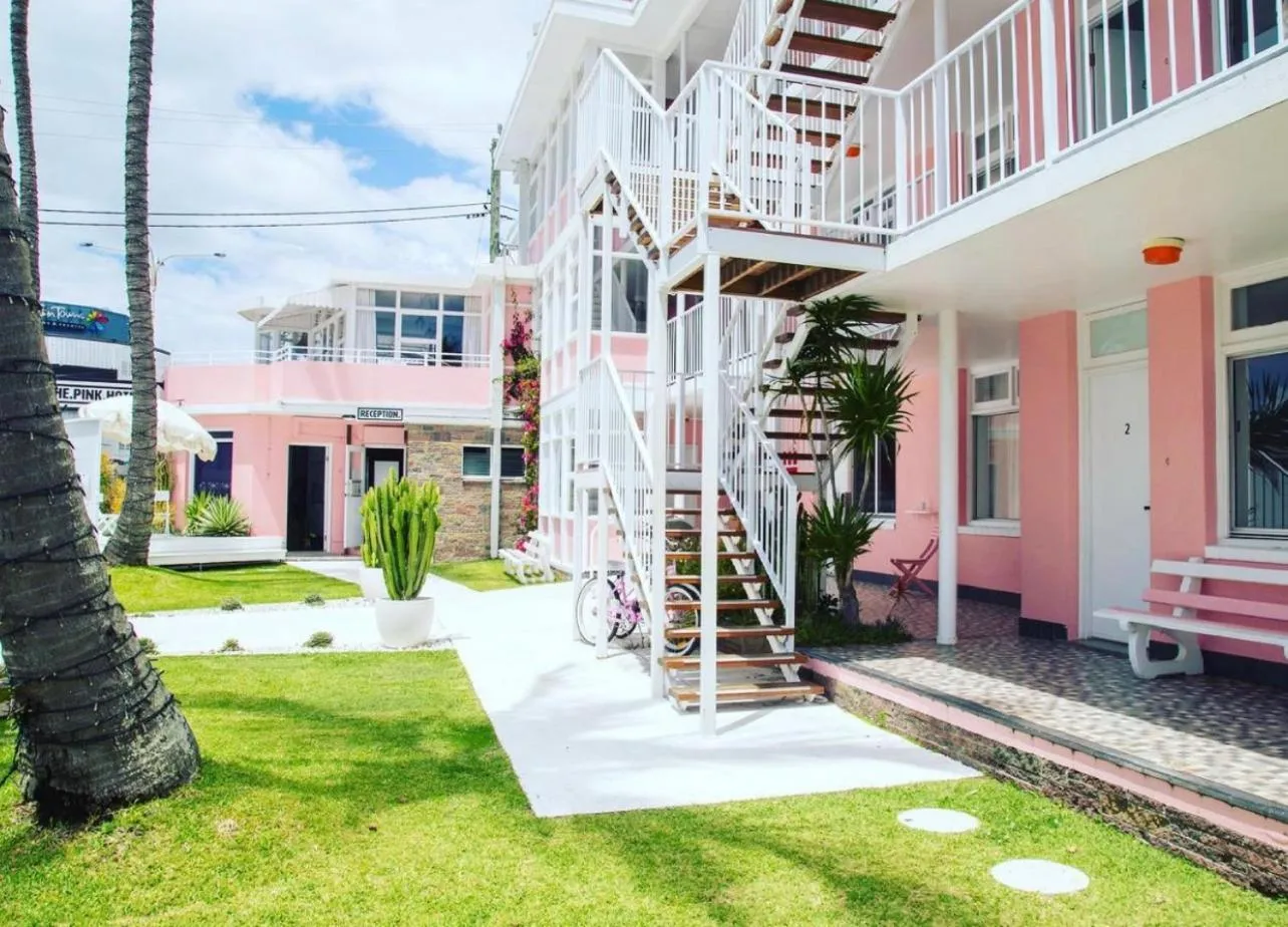 Garden in The Pink Hotel Coolangatta