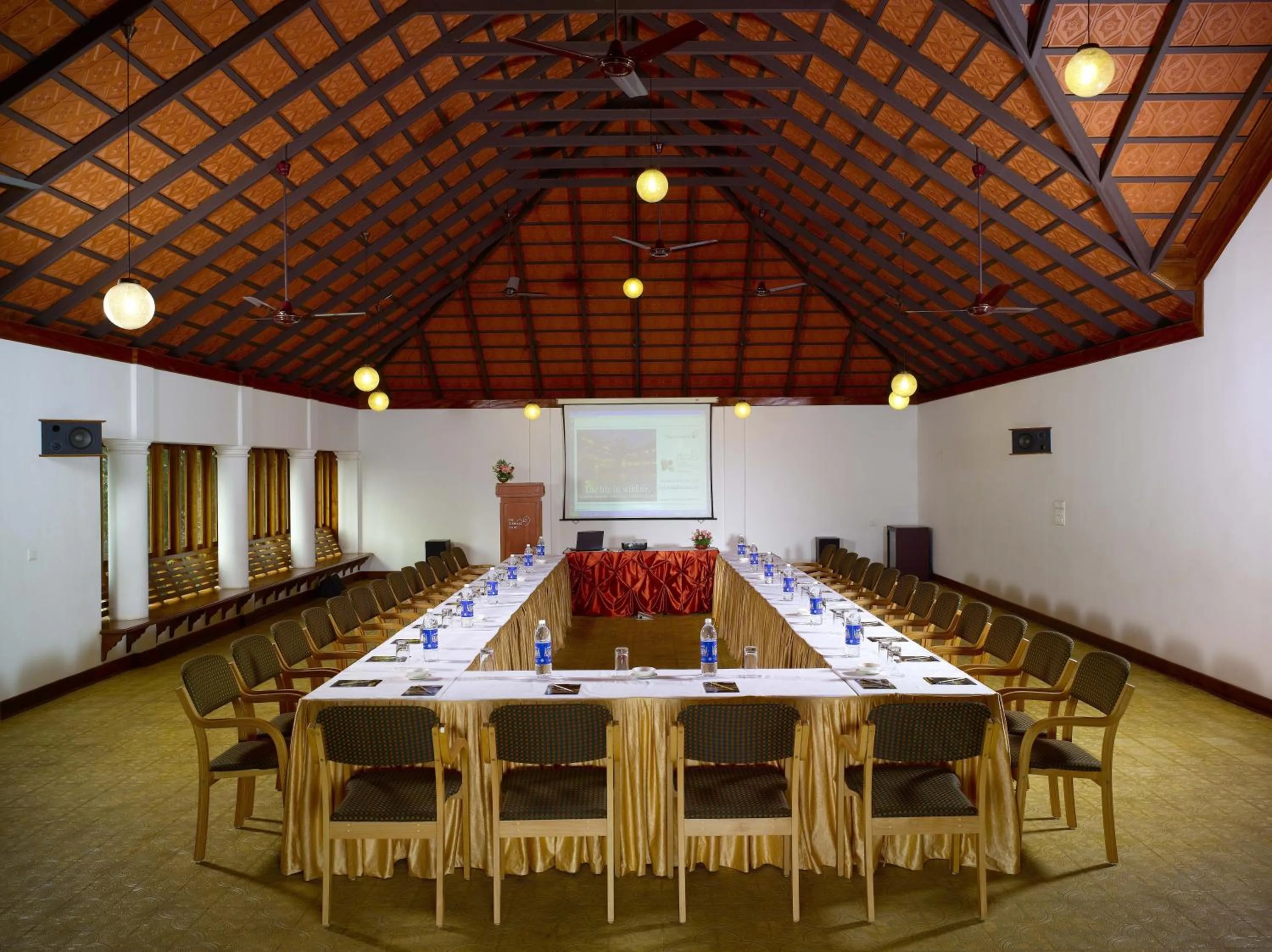 Business facilities in Elephant Court Thekkady