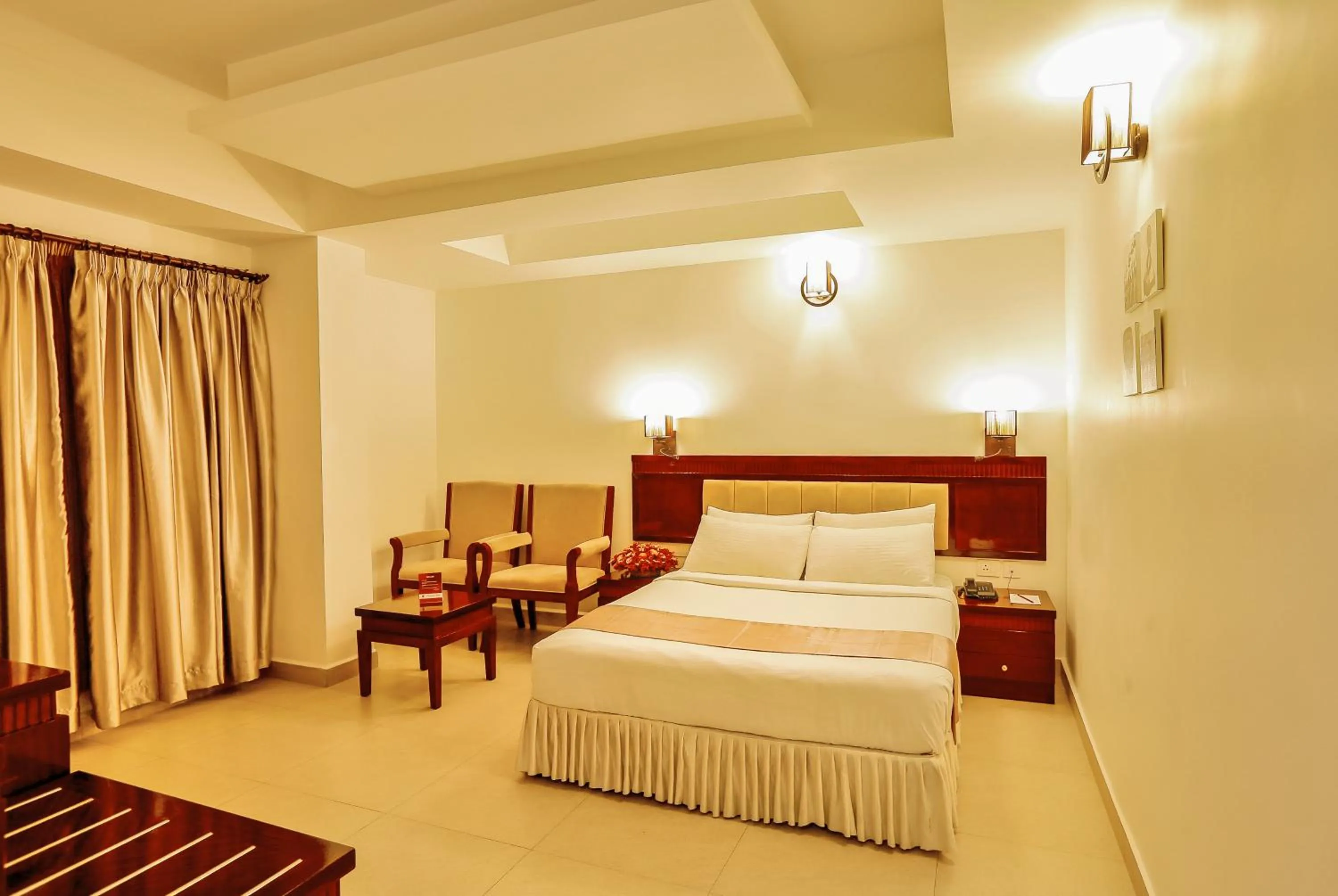 Shower, Bed in NM Royale County