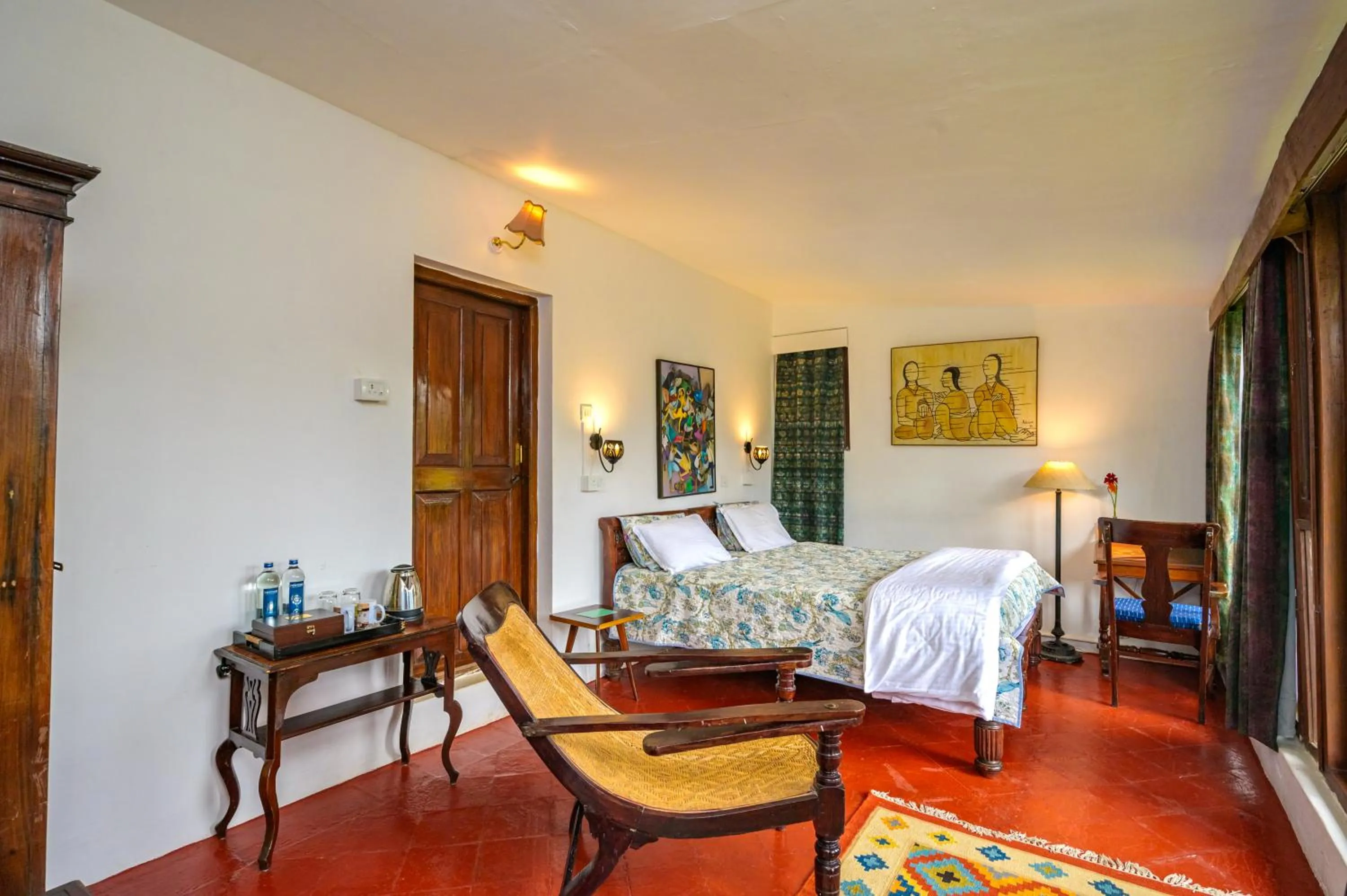 Photo of the whole room, Bed in Neemrana's Wallwood Garden