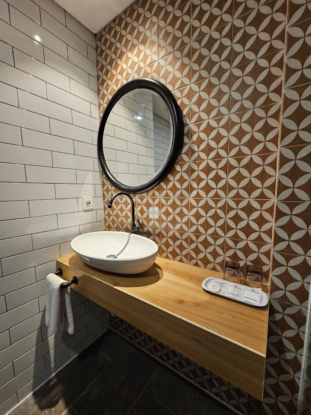 Bathroom in Hotel Fortunagrande Jember By Fosia Hotels