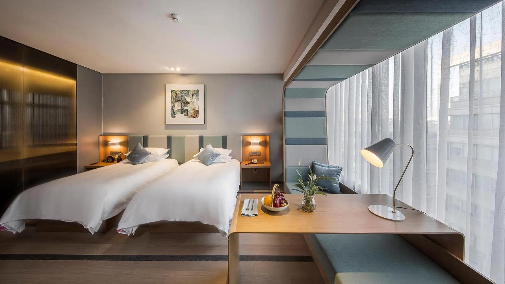 Photo of the whole room, Bed in Shanghai Pagoda INNO Hotel