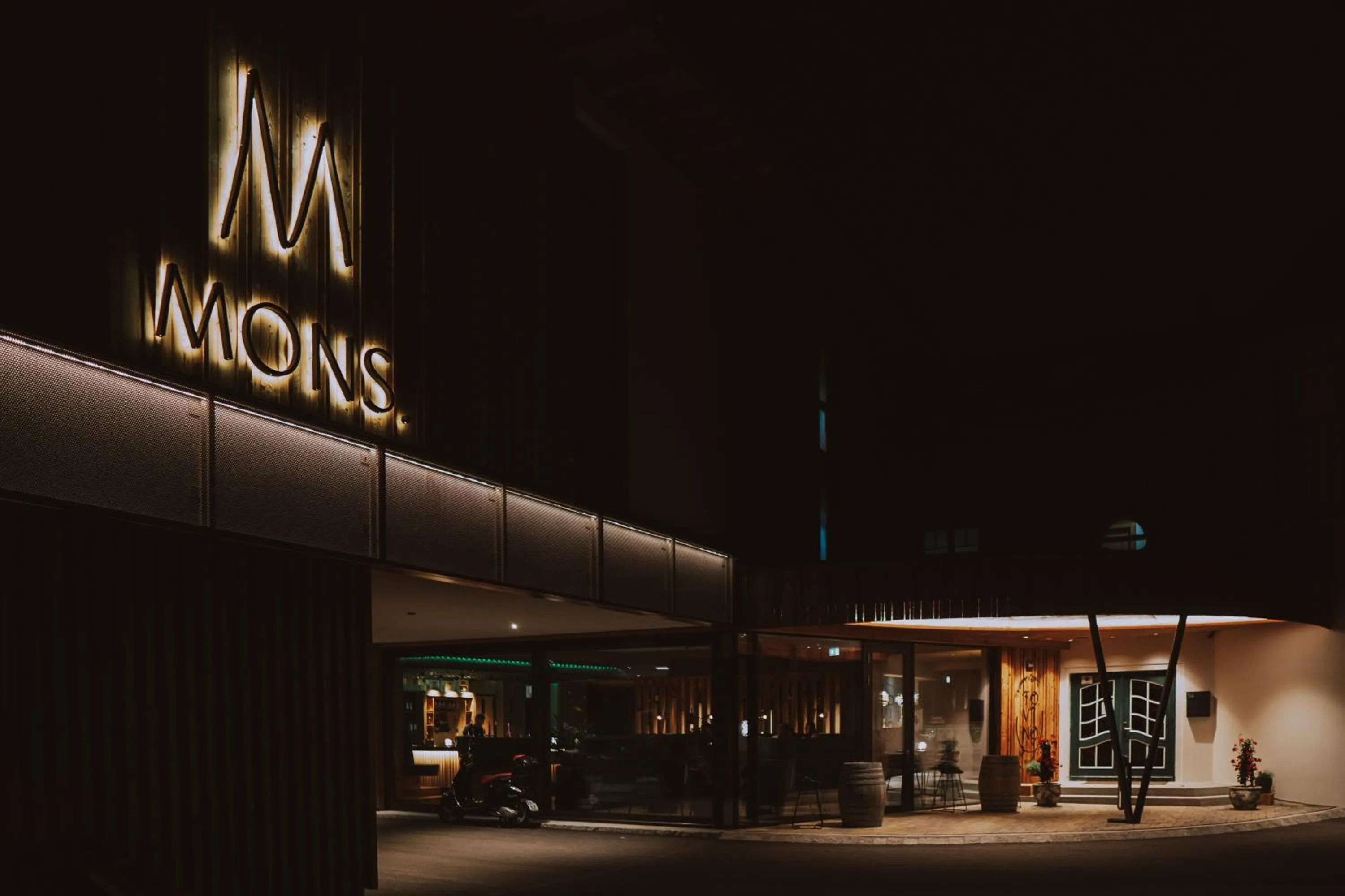 Property building in MONS suites wine passion