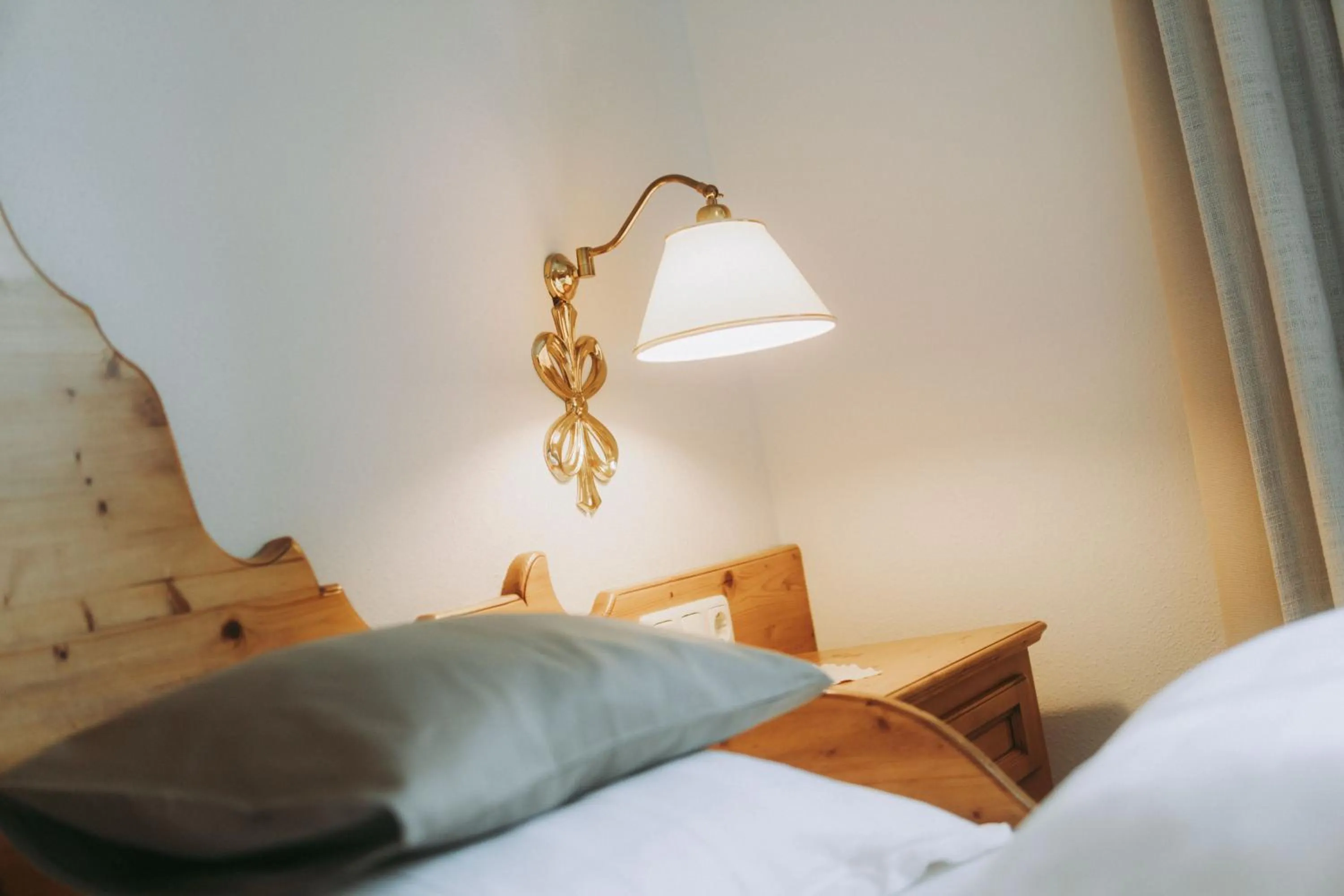 Photo of the whole room, Bed in MONS suites wine passion