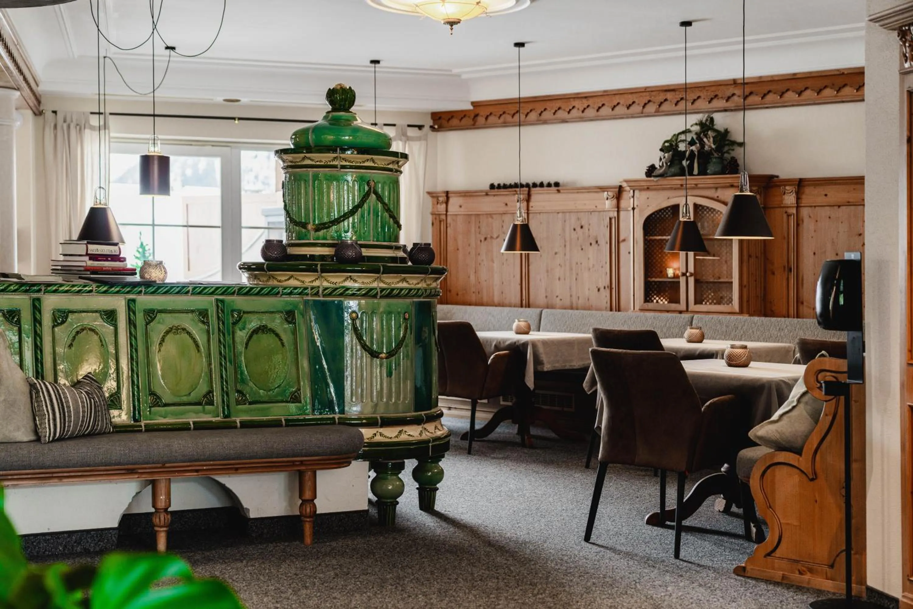 Breakfast in MONS suites wine passion