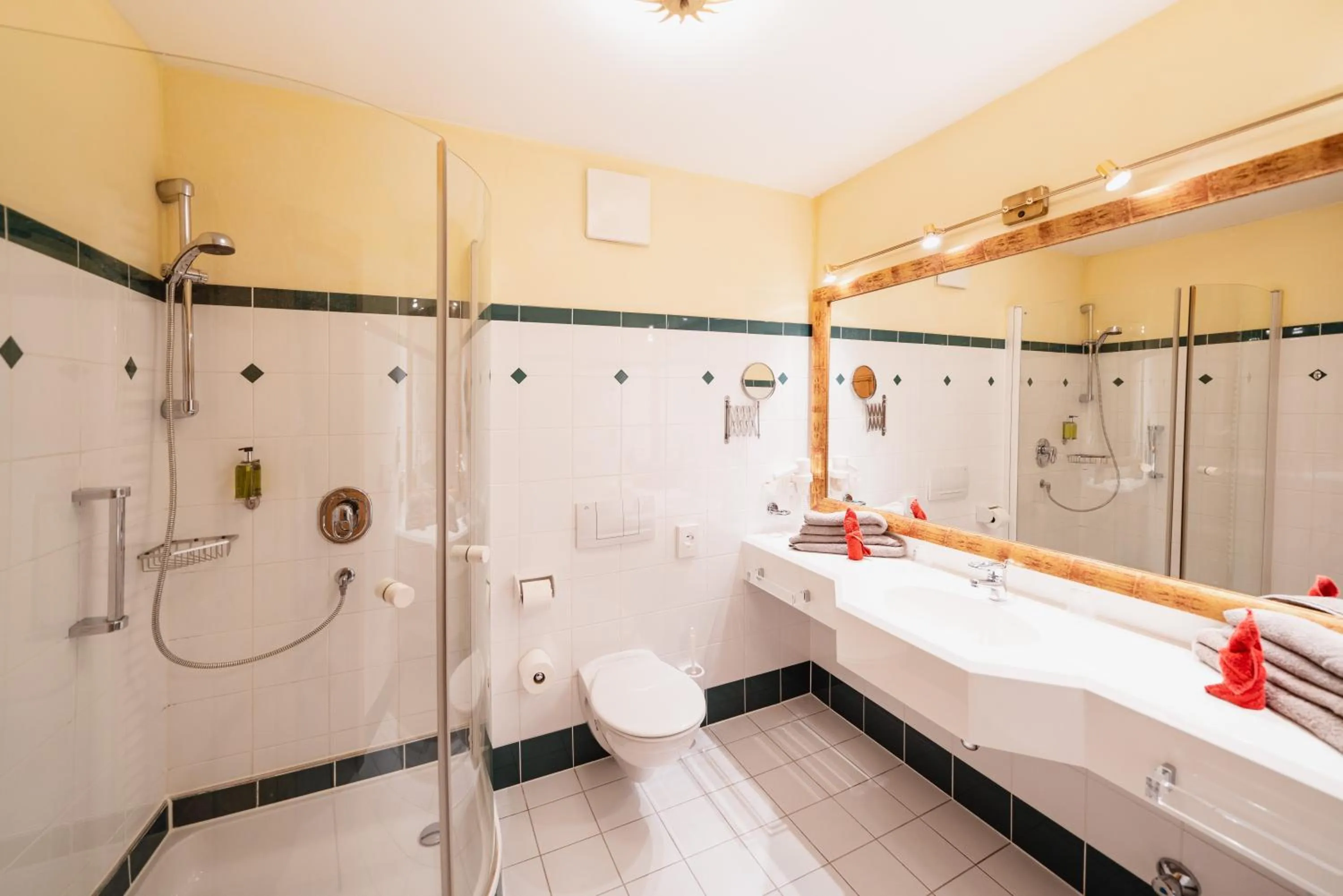 Photo of the whole room in MONS suites wine passion