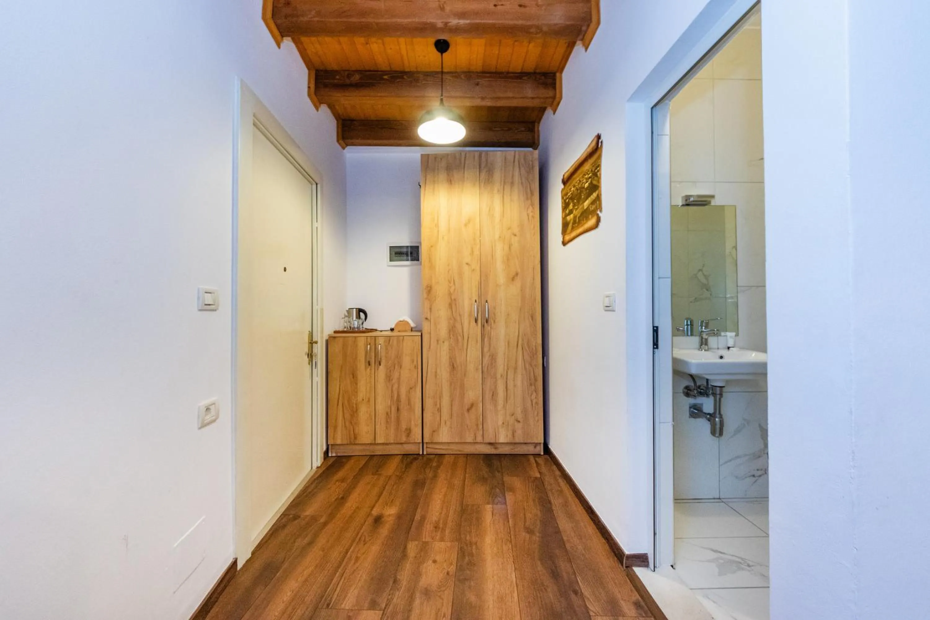 Hotel Grandpa's House